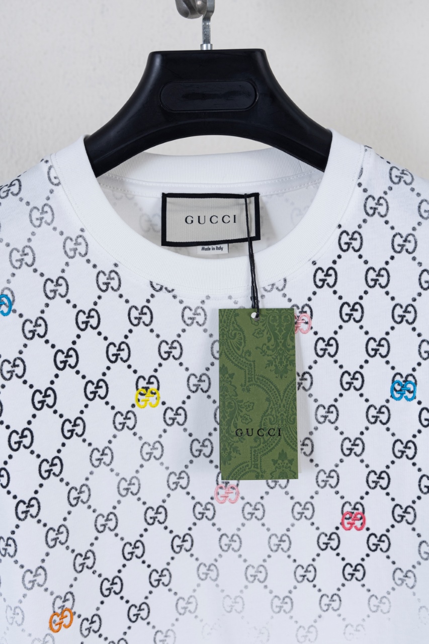 Gucci 高仿男款短袖 白色GG滿版設計 夏日街頭風百搭款| 12 Gucci 高仿男款短袖 白色GG滿版設計 夏日街頭風百搭款