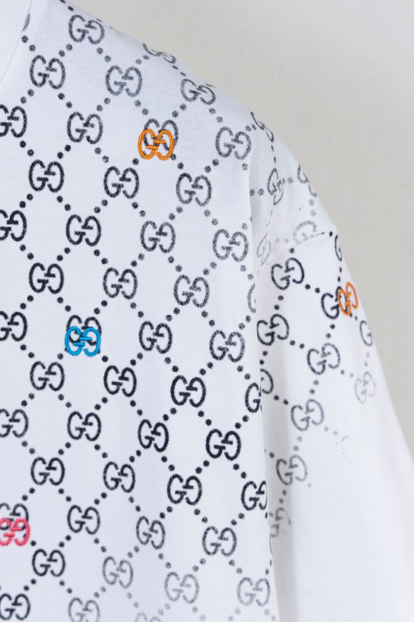 Gucci 高仿男款短袖 白色GG滿版設計 夏日街頭風百搭款| 11 Gucci 高仿男款短袖 白色GG滿版設計 夏日街頭風百搭款