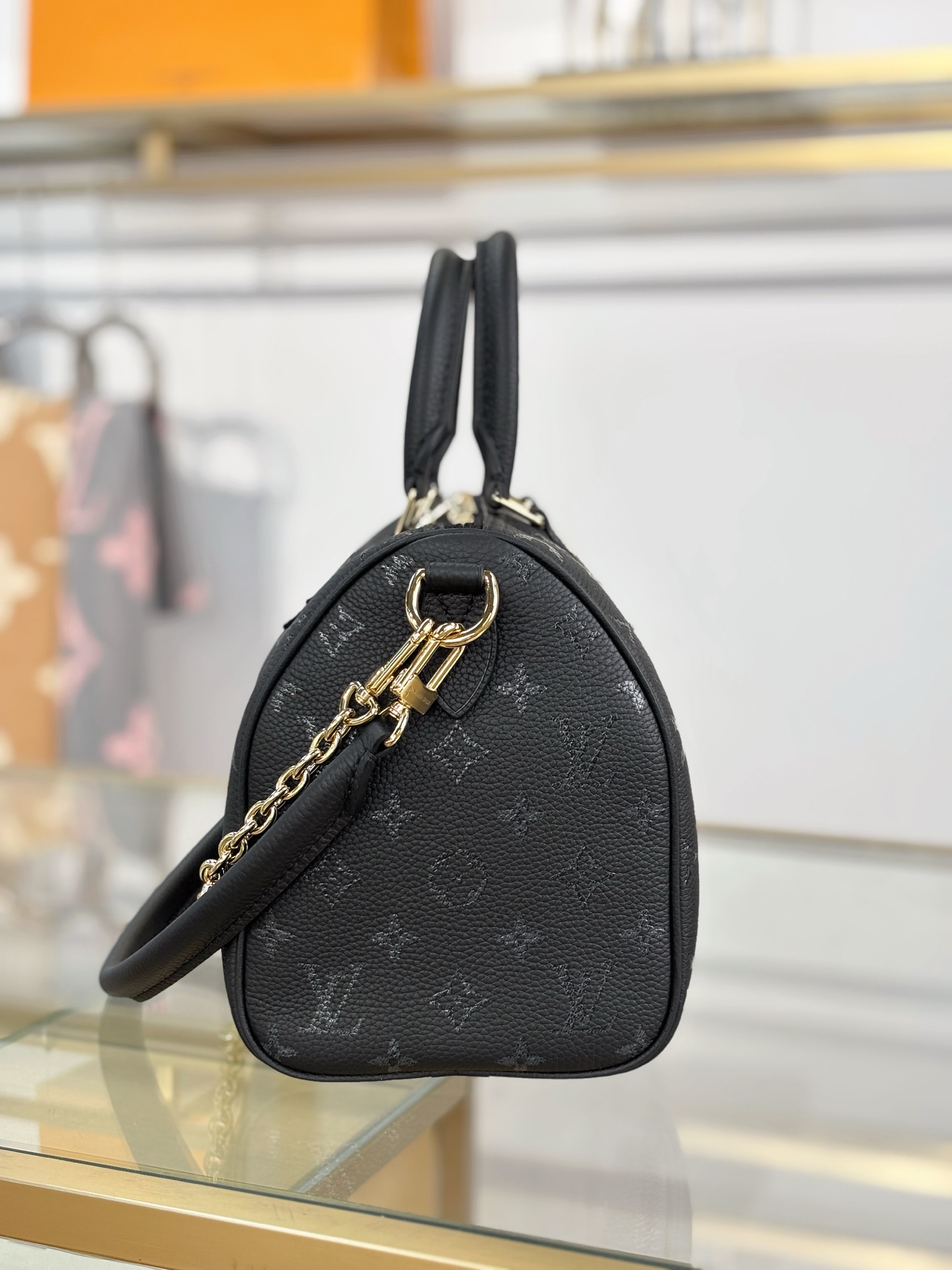 LV 老花吊飾手提包 高仿 Monogram 鏈條肩背款| 8 LV 老花吊飾手提包 高仿 Monogram 鏈條肩背款