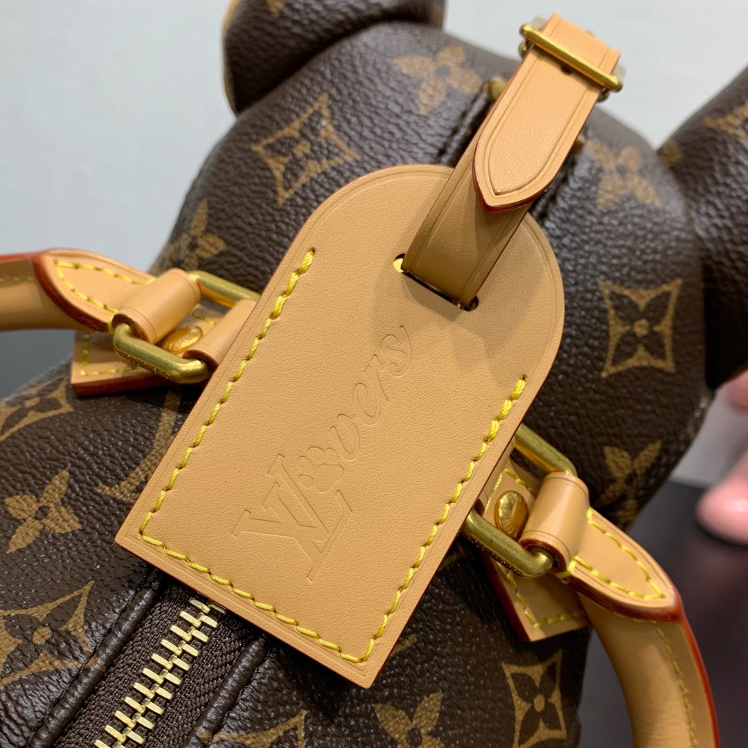 LV 狗狗造型單肩包 高仿 Monogram 創意玩偶包款| 8 LV 狗狗造型單肩包 高仿 Monogram 創意玩偶包款