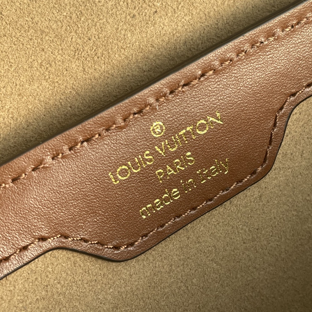 LV 老花迷你圓筒箱型包 高仿 Monogram 金扣鏈條包| 9 LV 老花迷你圓筒箱型包 高仿 Monogram 金扣鏈條包