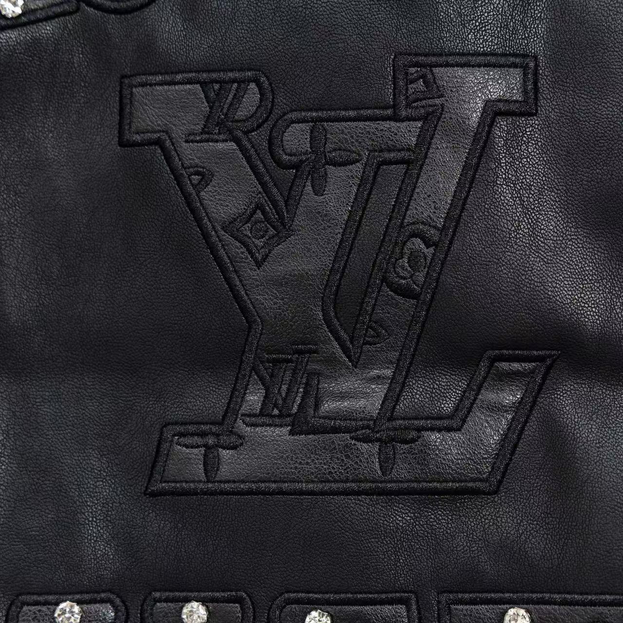 LV A貨皮革牛仔外套 男士黑色壓印LOGO皮革拼接款| 15 LV A貨皮革牛仔外套 男士黑色壓印LOGO皮革拼接款