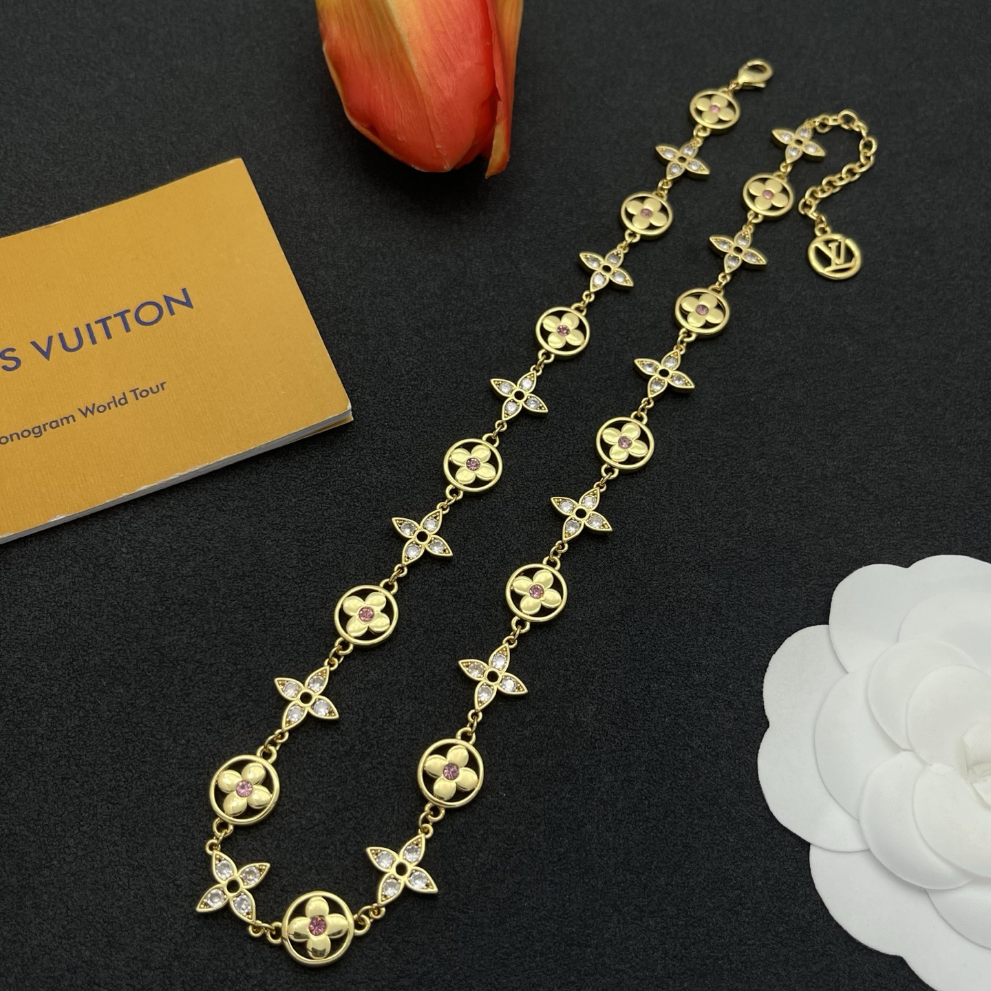LV一比一花卉鋯石項鍊 女款金色粉嫩風格設計高質感飾品| 12 LV一比一花卉鋯石項鍊 女款金色粉嫩風格設計高質感飾品