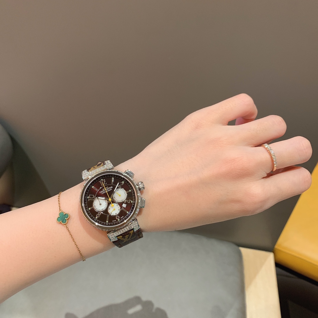 LV高仿女錶計時錶盤設計 多功能錶殼搭配經典圖騰| 14 LV高仿女錶計時錶盤設計 多功能錶殼搭配經典圖騰