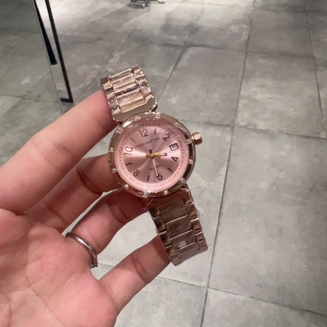 LV A貨女款粉金面鏈條錶 輕奢質感百搭色系推薦| 12 LV A貨女款粉金面鏈條錶 輕奢質感百搭色系推薦