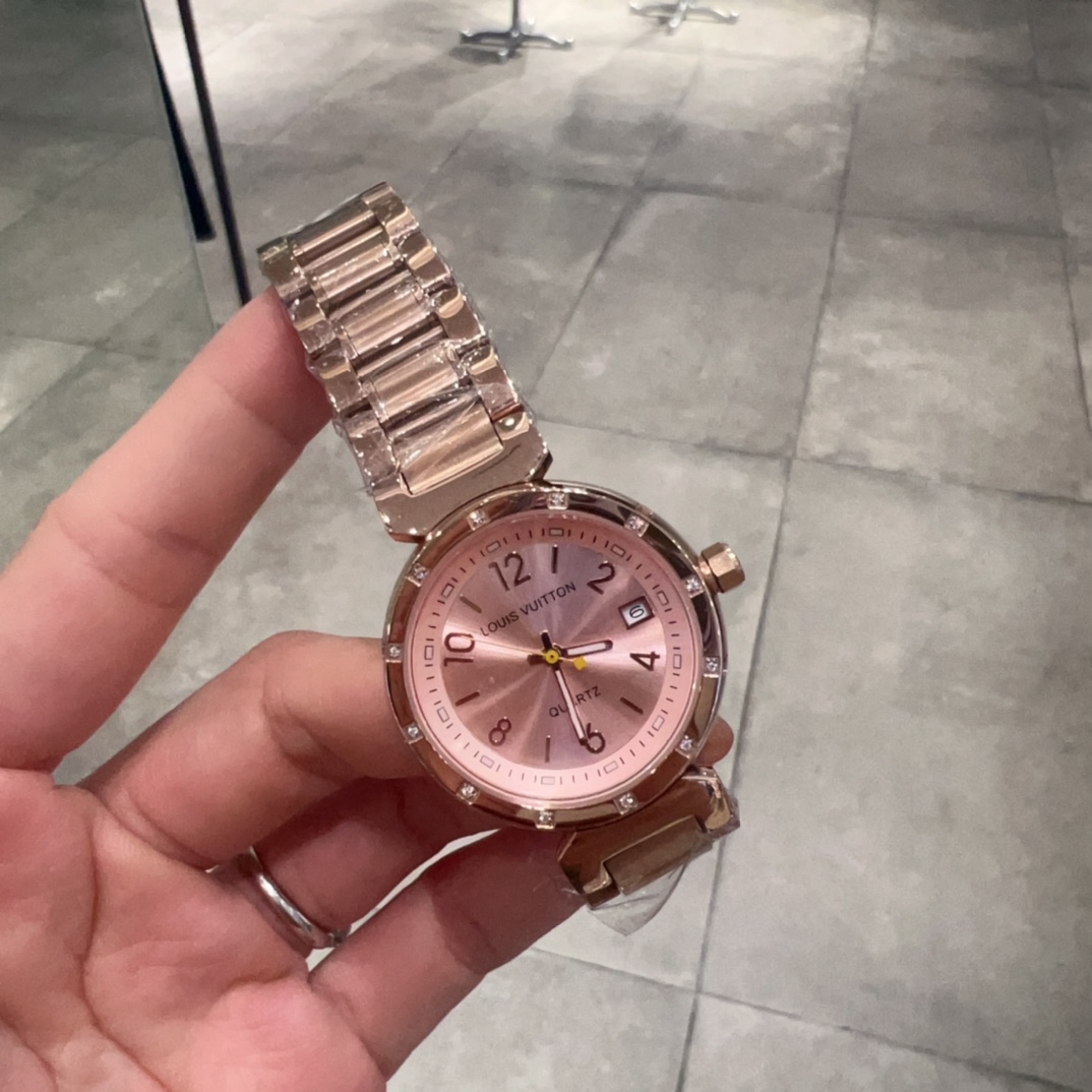 LV A貨女款粉金面鏈條錶 輕奢質感百搭色系推薦| 10 LV A貨女款粉金面鏈條錶 輕奢質感百搭色系推薦