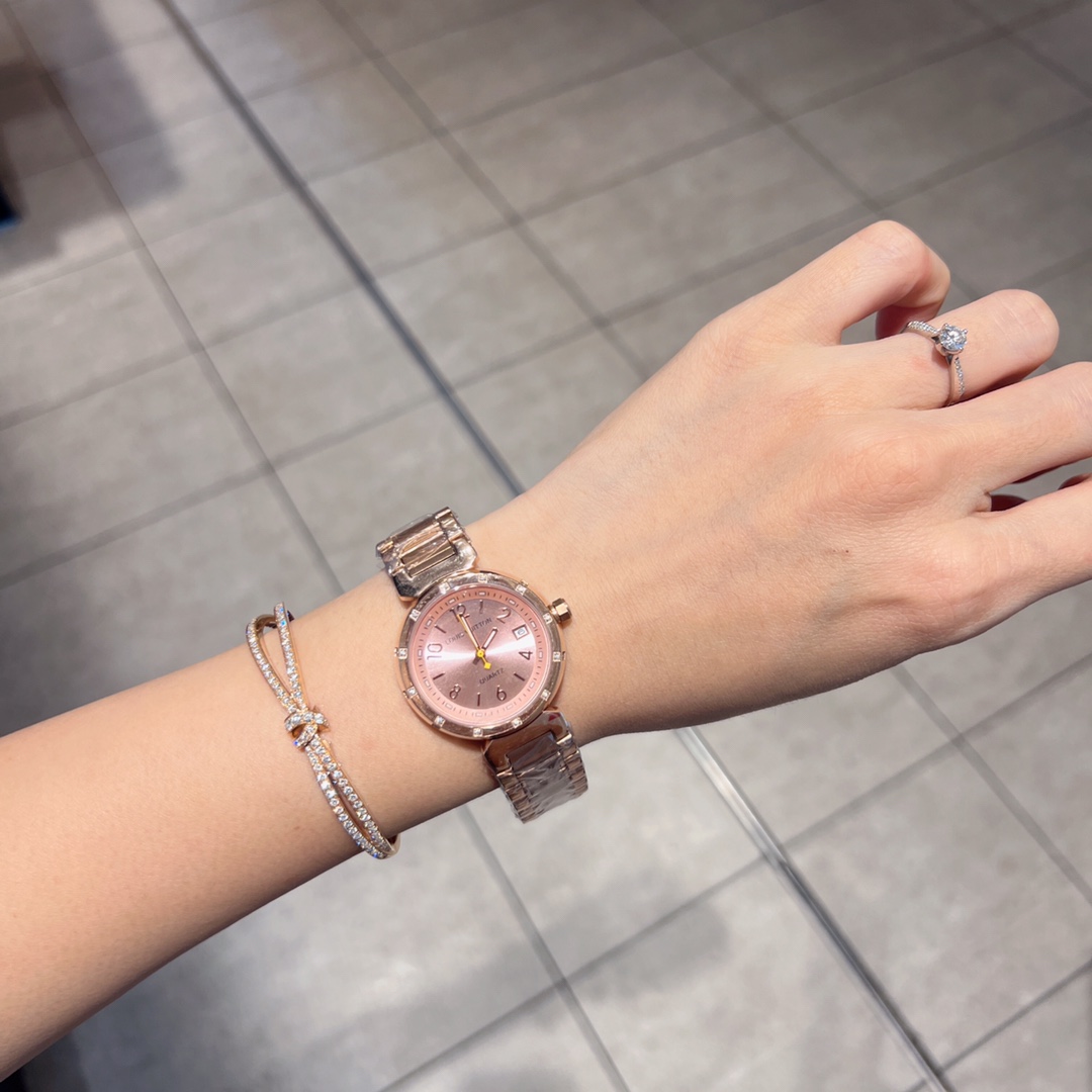 LV A貨女款粉金面鏈條錶 輕奢質感百搭色系推薦| 9 LV A貨女款粉金面鏈條錶 輕奢質感百搭色系推薦