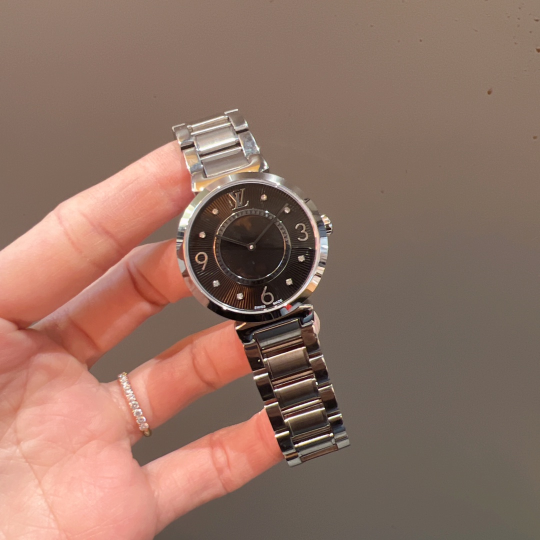 LV一比一女錶 鋼帶款黑圈銀面簡約風 經典復古設計| 13 LV一比一女錶 鋼帶款黑圈銀面簡約風 經典復古設計