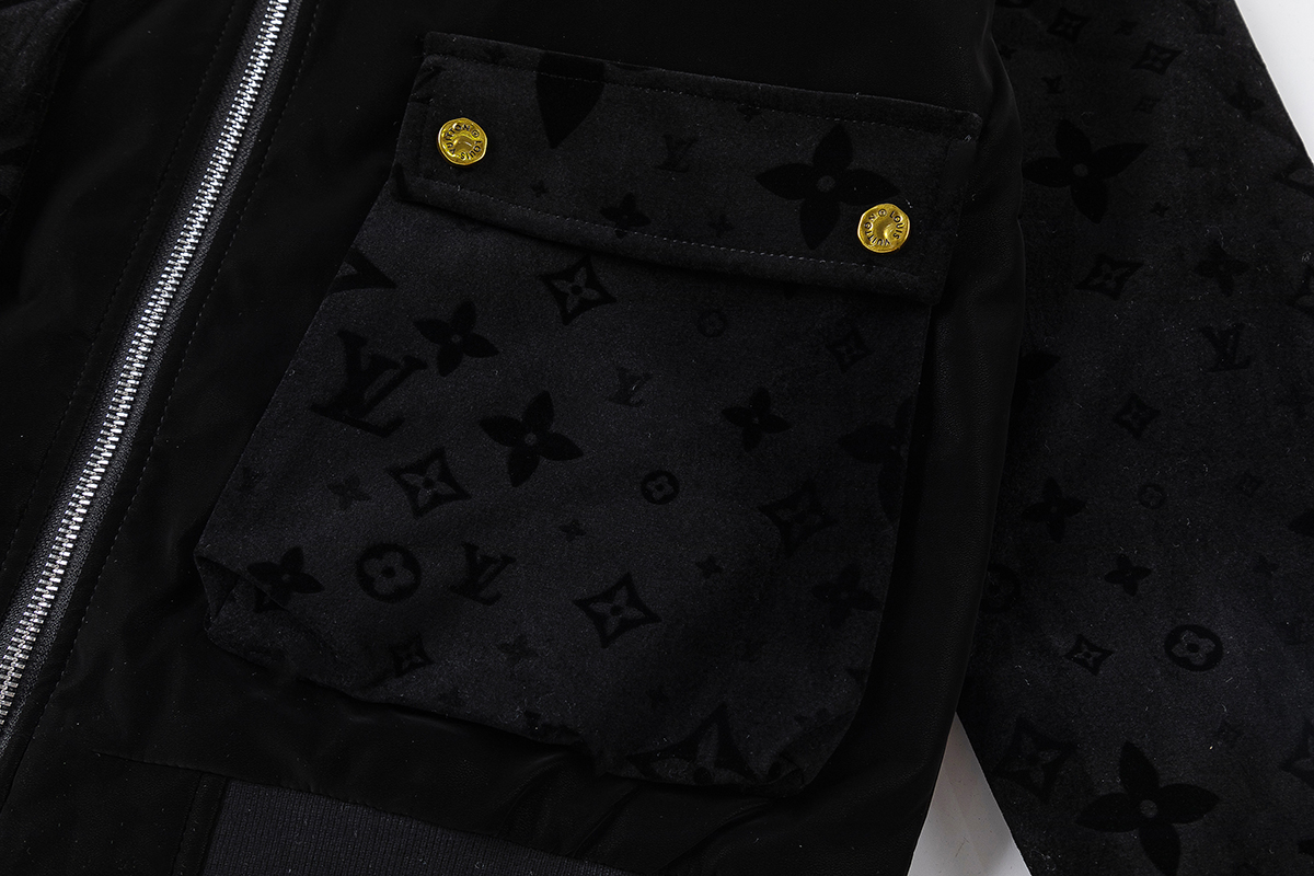 LV高仿Monogram拼接雙口袋外套 街頭機能混搭設計| 8 LV高仿Monogram拼接雙口袋外套 街頭機能混搭設計