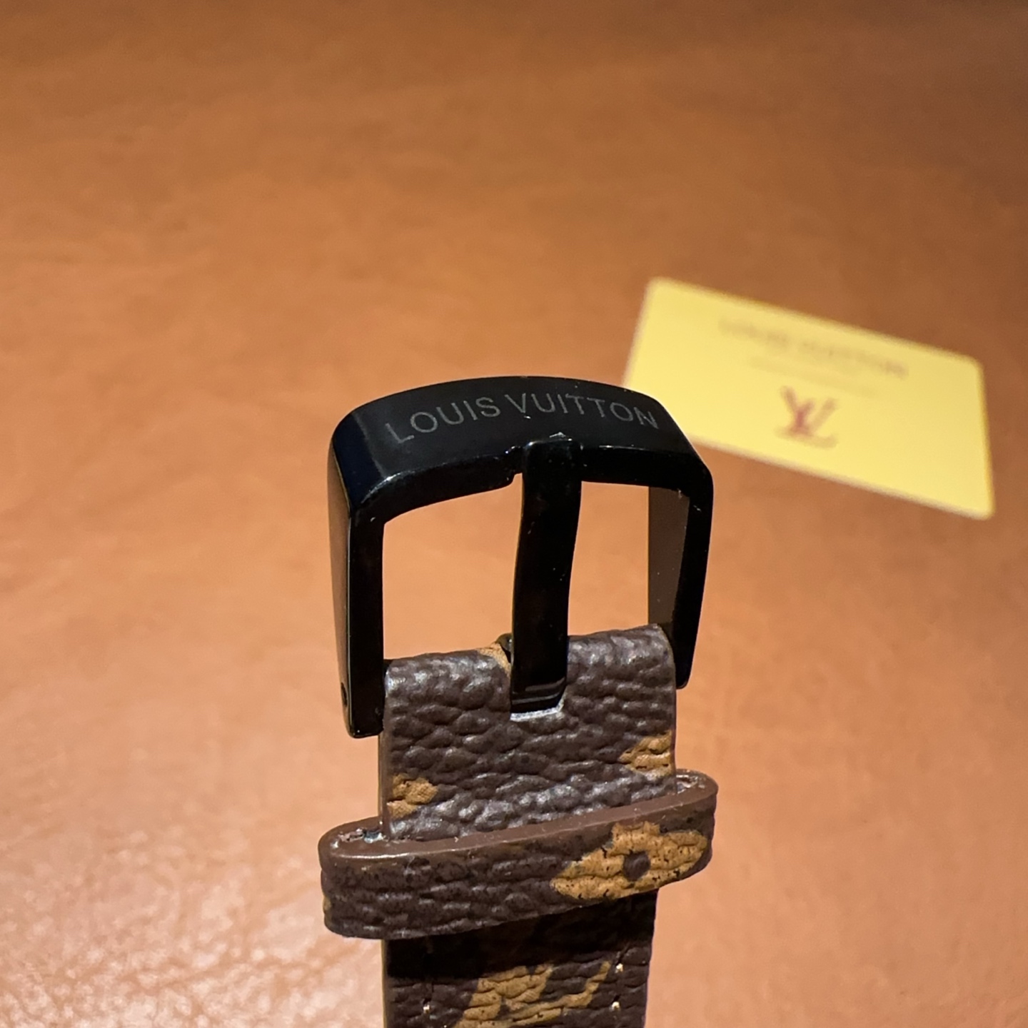 一比一LV CUP聯名款男士手錶 黑金配色計時功能真皮錶帶| 8 一比一LV CUP聯名款男士手錶 黑金配色計時功能真皮錶帶