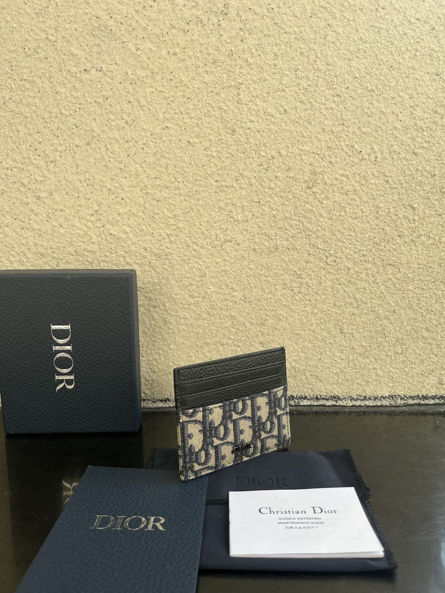 Dior 高仿卡夾 男士米色老花拼黑皮設計 輕薄實用款| 12 Dior 高仿卡夾 男士米色老花拼黑皮設計 輕薄實用款