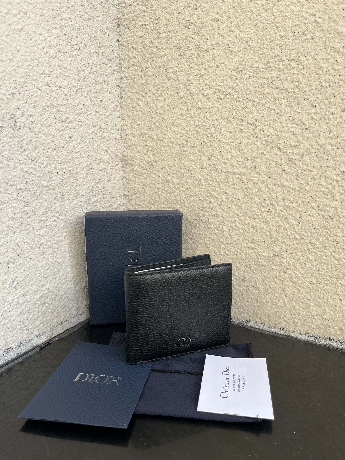 Dior 原單短夾 全黑荔枝皮 男士經典對折款| 13 Dior 原單短夾 全黑荔枝皮 男士經典對折款