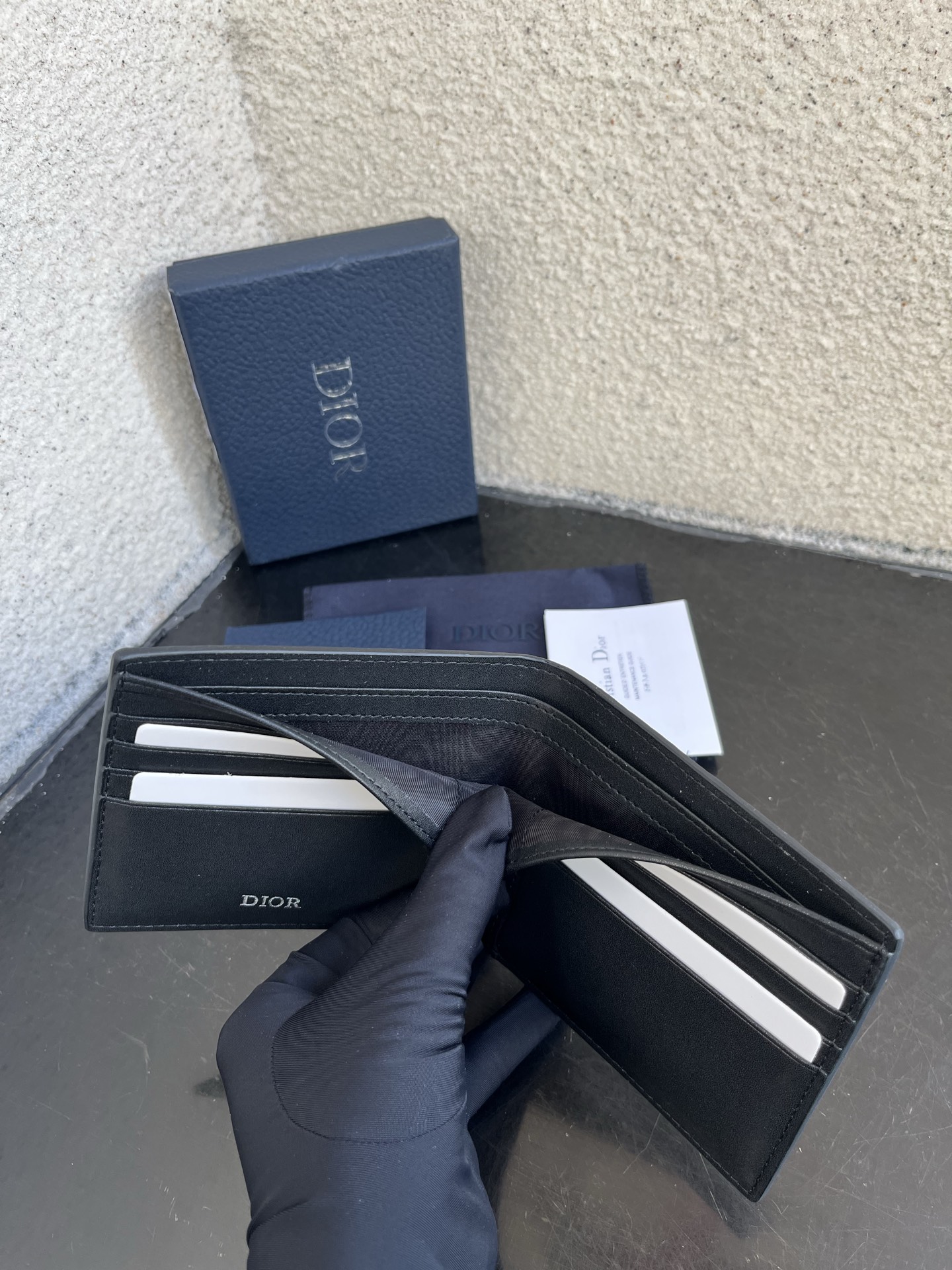 Dior 原單短夾 全黑荔枝皮 男士經典對折款| 7 Dior 原單短夾 全黑荔枝皮 男士經典對折款
