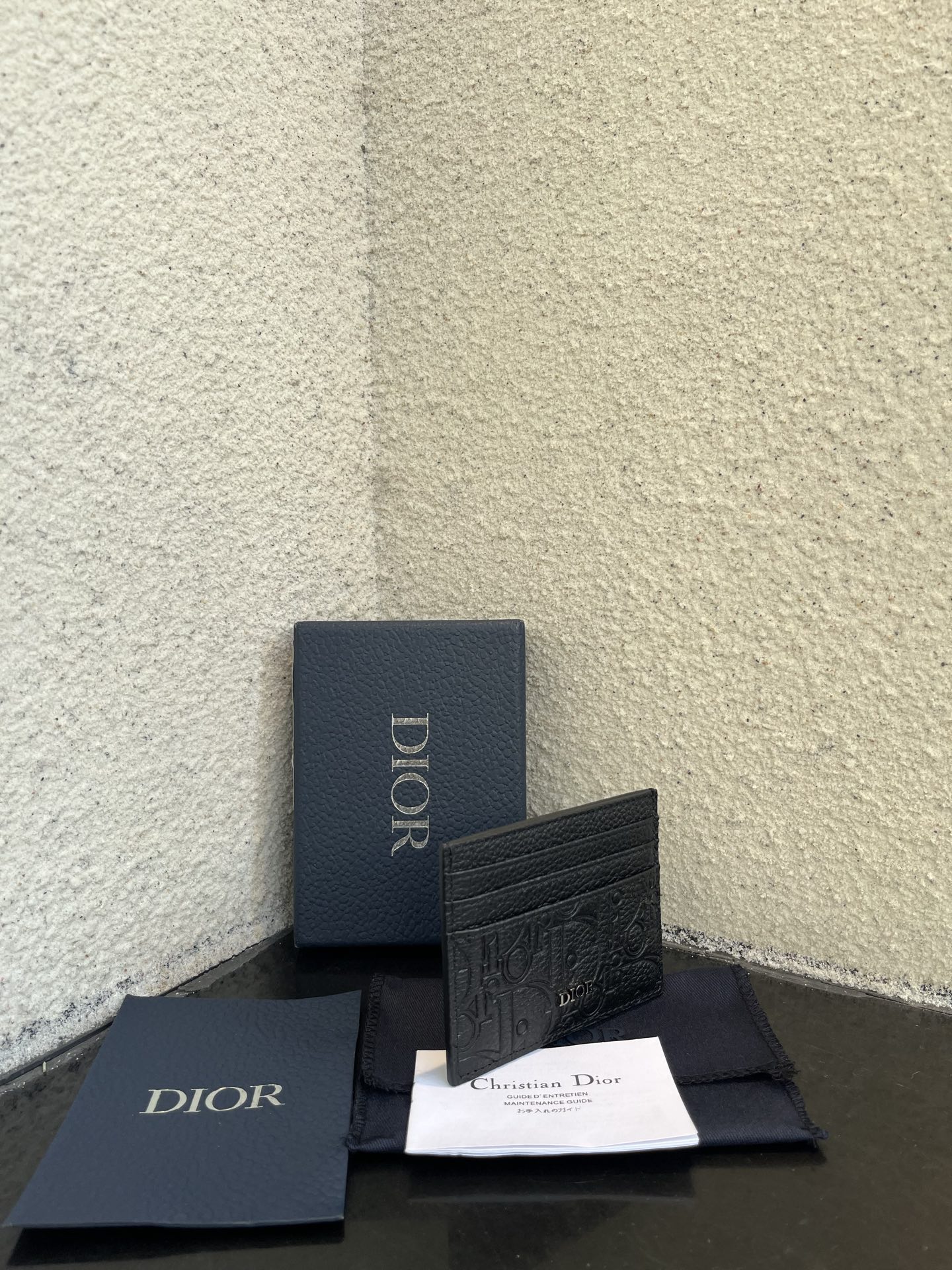Dior高仿卡夾男士款 滿版壓紋簡約小巧經典設計| 12 Dior高仿卡夾男士款 滿版壓紋簡約小巧經典設計