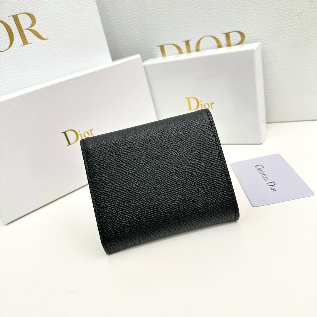 Dior高仿短夾 黑色粒面皮革 CD金屬標識 女士輕奢百搭款| 13 Dior高仿短夾 黑色粒面皮革 CD金屬標識 女士輕奢百搭款