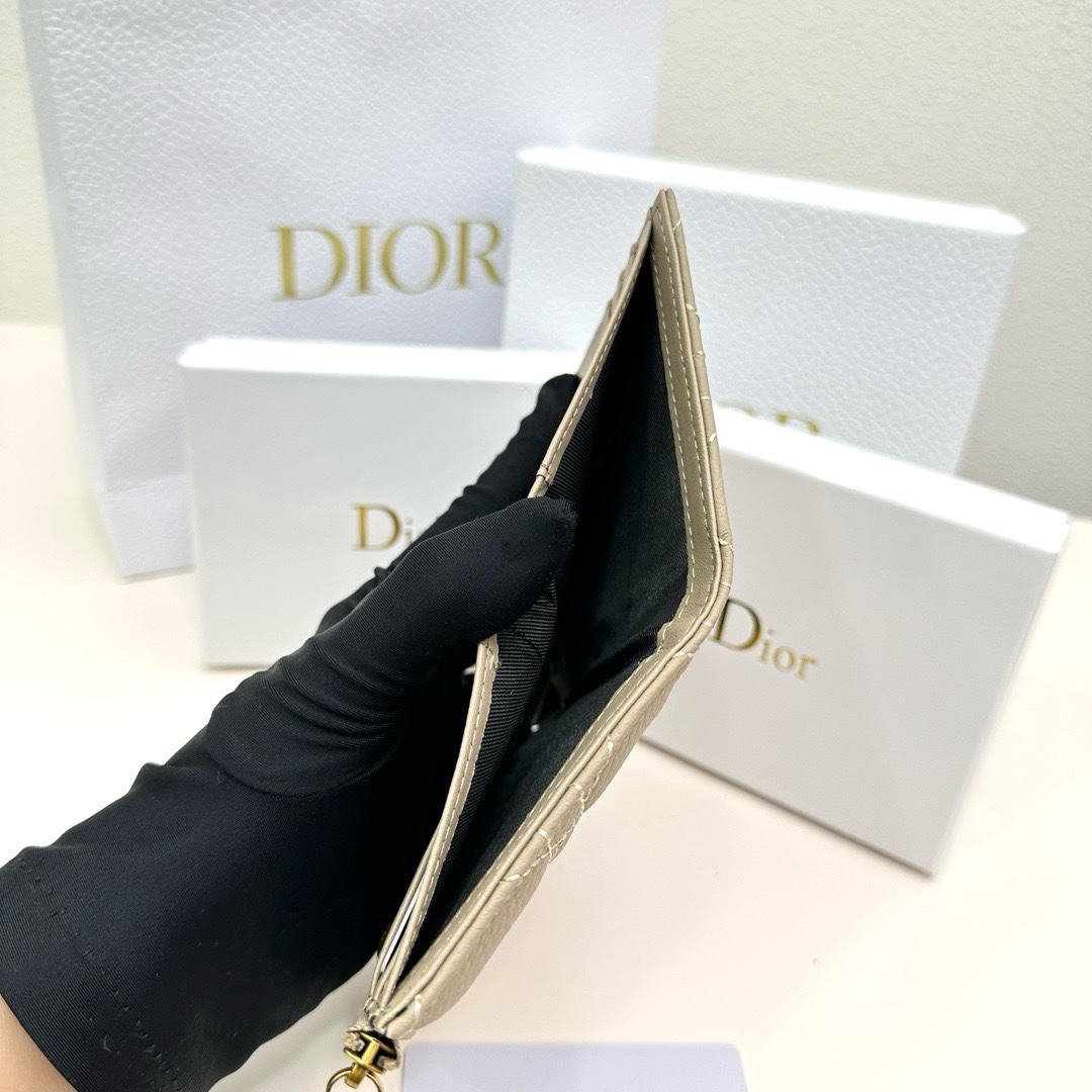 Dior一比一短夾 女士米杏色藤格紋小牛皮 氣質百搭設計款| 11 Dior一比一短夾 女士米杏色藤格紋小牛皮 氣質百搭設計款