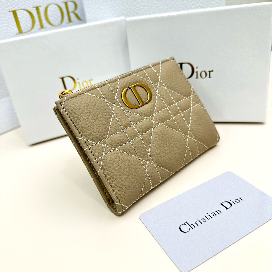 Dior一比一短夾 女士米杏色藤格紋小牛皮 氣質百搭設計款| 8 Dior一比一短夾 女士米杏色藤格紋小牛皮 氣質百搭設計款