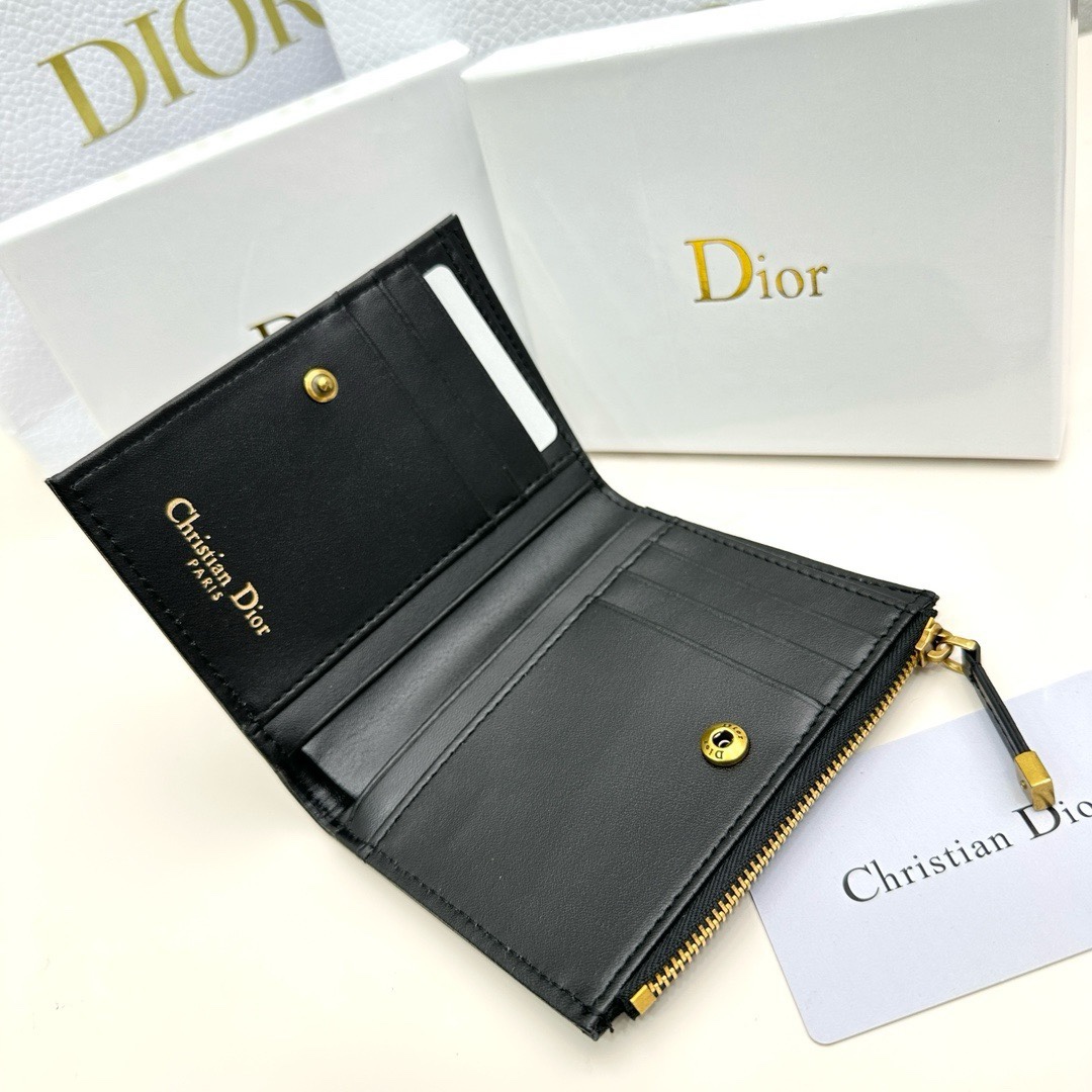 Dior原單卡夾 黑色皮革拉鍊款 女用極簡風CD金標設計| 7 Dior原單卡夾 黑色皮革拉鍊款 女用極簡風CD金標設計