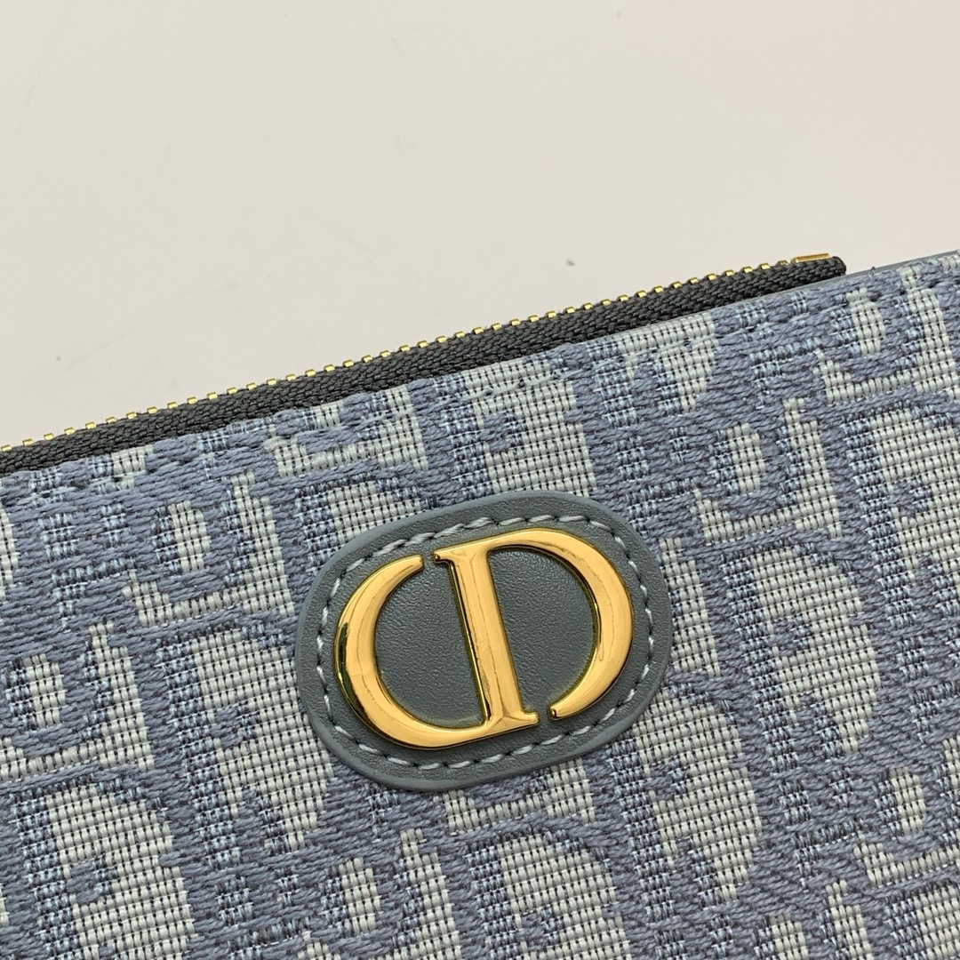 Dior高仿卡夾 淺藍Oblique帆布 女用金CD標識設計拉鍊短夾| 11 Dior高仿卡夾 淺藍Oblique帆布 女用金CD標識設計拉鍊短夾