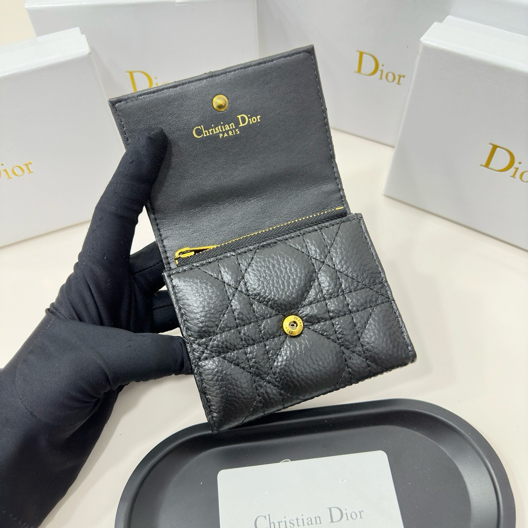 Dior高仿短夾 黑色藤格壓紋小牛皮CD金標 男士精品卡片包| 10 Dior高仿短夾 黑色藤格壓紋小牛皮CD金標 男士精品卡片包