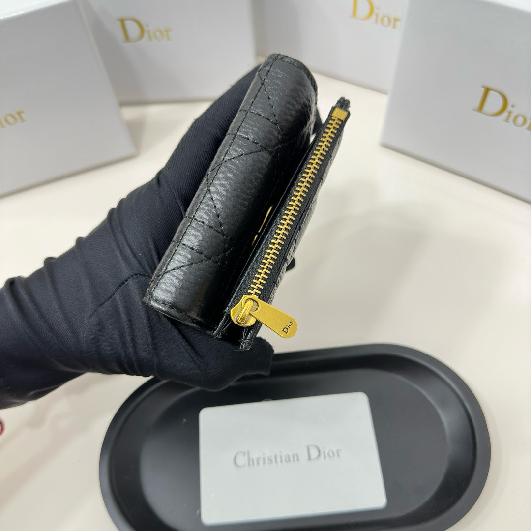 Dior高仿短夾 黑色藤格壓紋小牛皮CD金標 男士精品卡片包| 9 Dior高仿短夾 黑色藤格壓紋小牛皮CD金標 男士精品卡片包