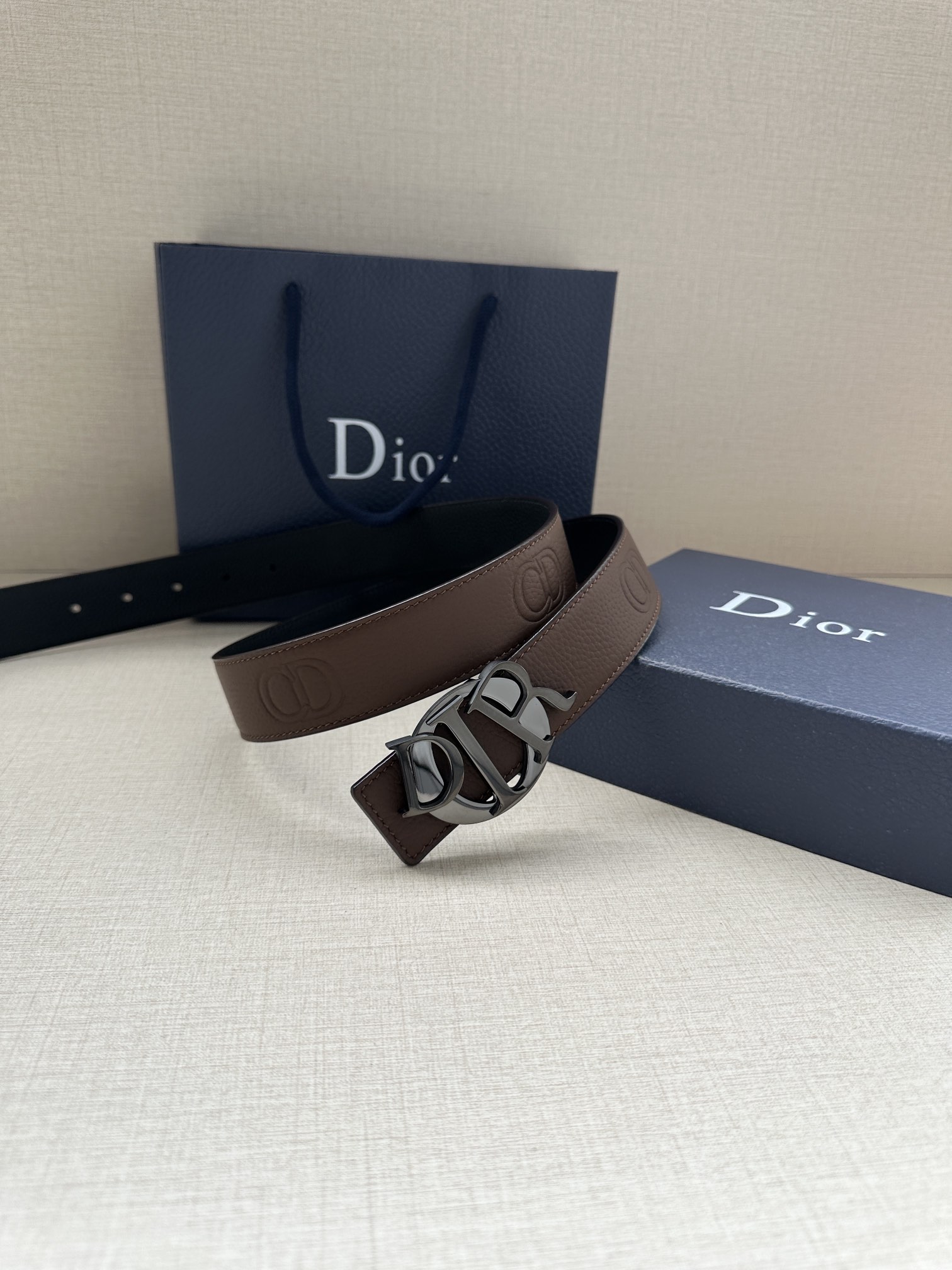 Dior A貨男士咖啡皮帶 金扣設計 紳士格調精品| 12 Dior A貨男士咖啡皮帶 金扣設計 紳士格調精品
