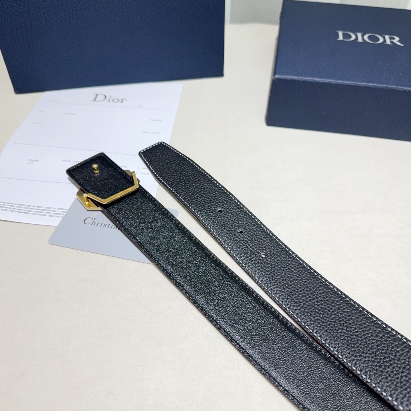 Dior A貨男士皮帶 雙 D 金屬扣 粗紋皮革 商務質感推薦| 11 Dior A貨男士皮帶 雙 D 金屬扣 粗紋皮革 商務質感推薦