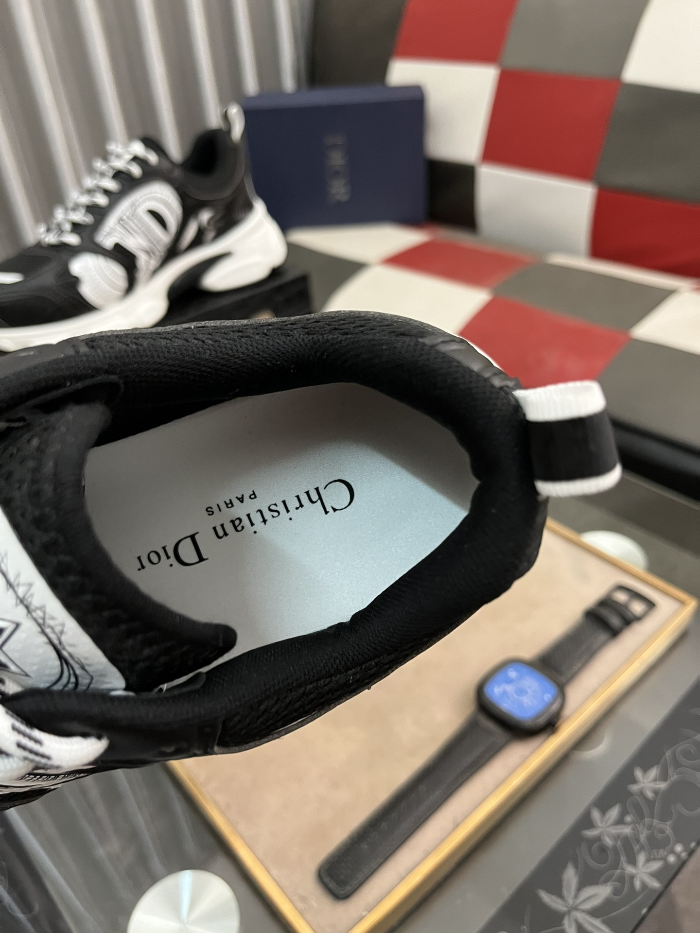 高仿 Dior 黑白厚底運動鞋 男款透氣網布跑鞋 時尚百搭休閒鞋| 8 高仿 Dior 黑白厚底運動鞋 男款透氣網布跑鞋 時尚百搭休閒鞋
