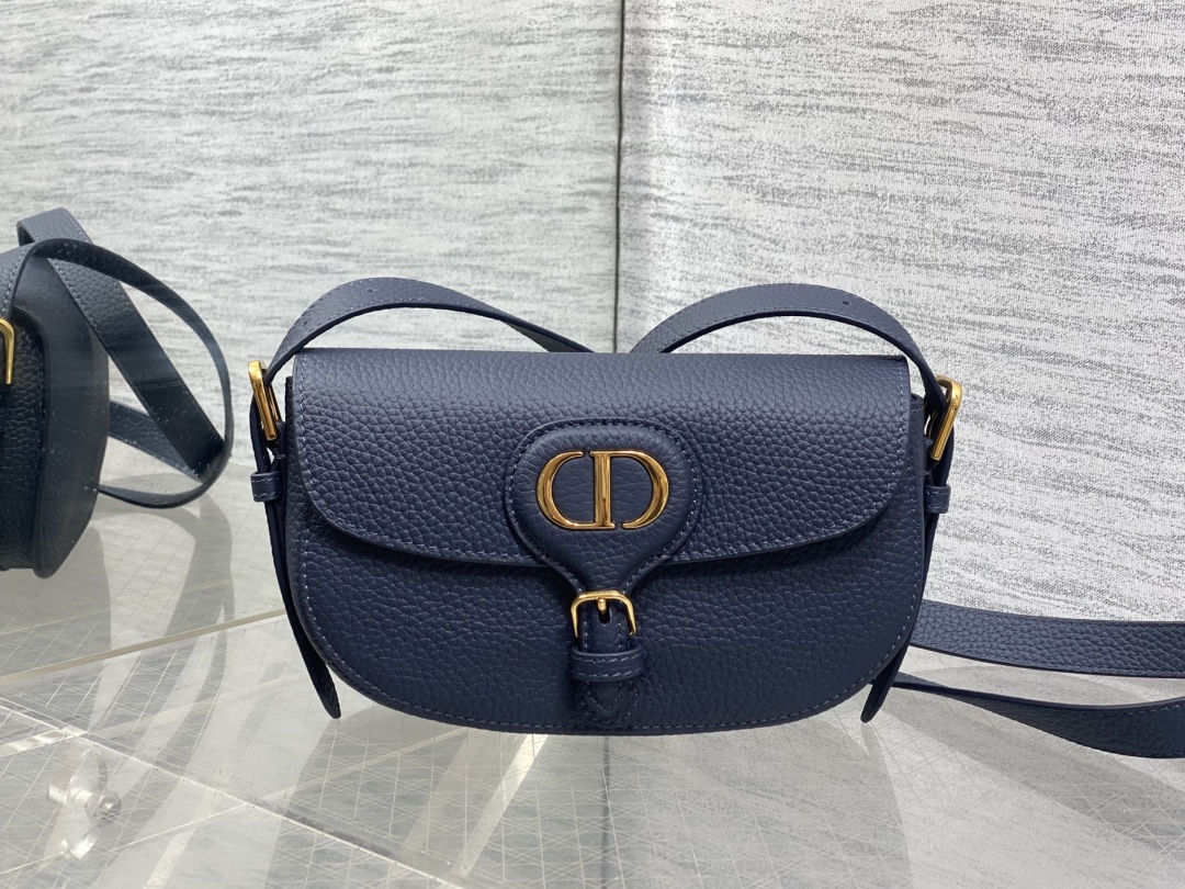 Dior 原單深藍Bobby半月包 女士款荔枝皮紋路細膩耐看| 6 Dior 原單深藍Bobby半月包 女士款荔枝皮紋路細膩耐看