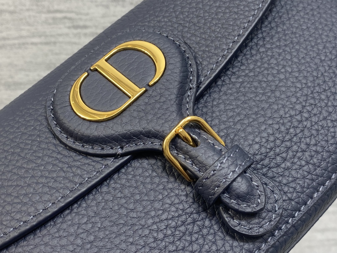 Dior 原單深藍Bobby半月包 女士款荔枝皮紋路細膩耐看| 13 Dior 原單深藍Bobby半月包 女士款荔枝皮紋路細膩耐看