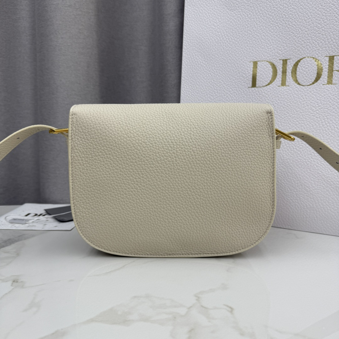 Dior 一比一奶白色Bobby半月包 女士質感通勤款式推薦| 13 Dior 一比一奶白色Bobby半月包 女士質感通勤款式推薦