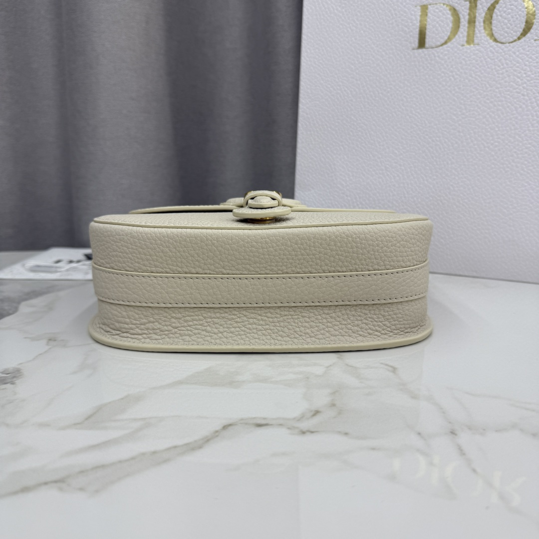 Dior 一比一奶白色Bobby半月包 女士質感通勤款式推薦| 12 Dior 一比一奶白色Bobby半月包 女士質感通勤款式推薦