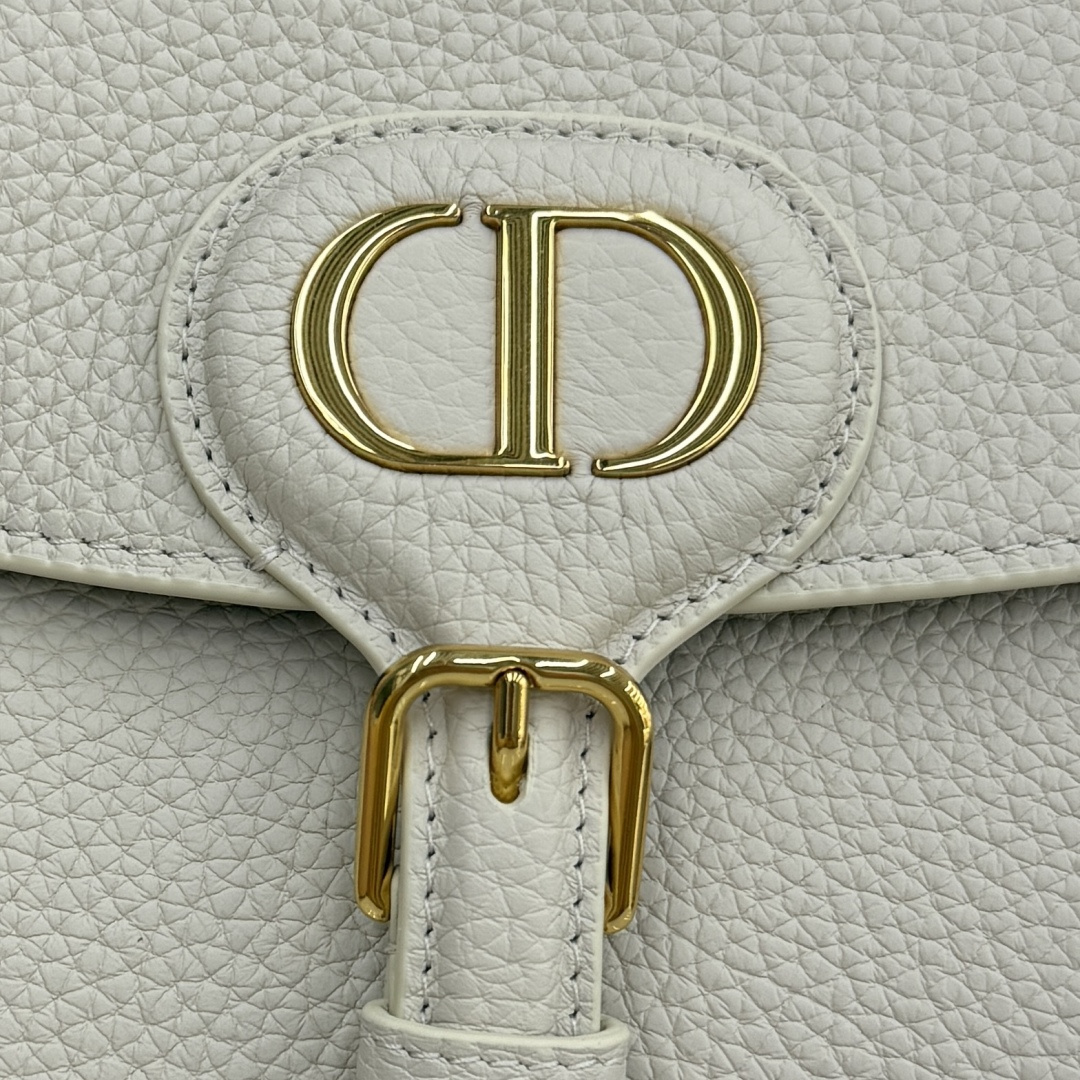 Dior 一比一奶白色Bobby半月包 女士質感通勤款式推薦| 10 Dior 一比一奶白色Bobby半月包 女士質感通勤款式推薦