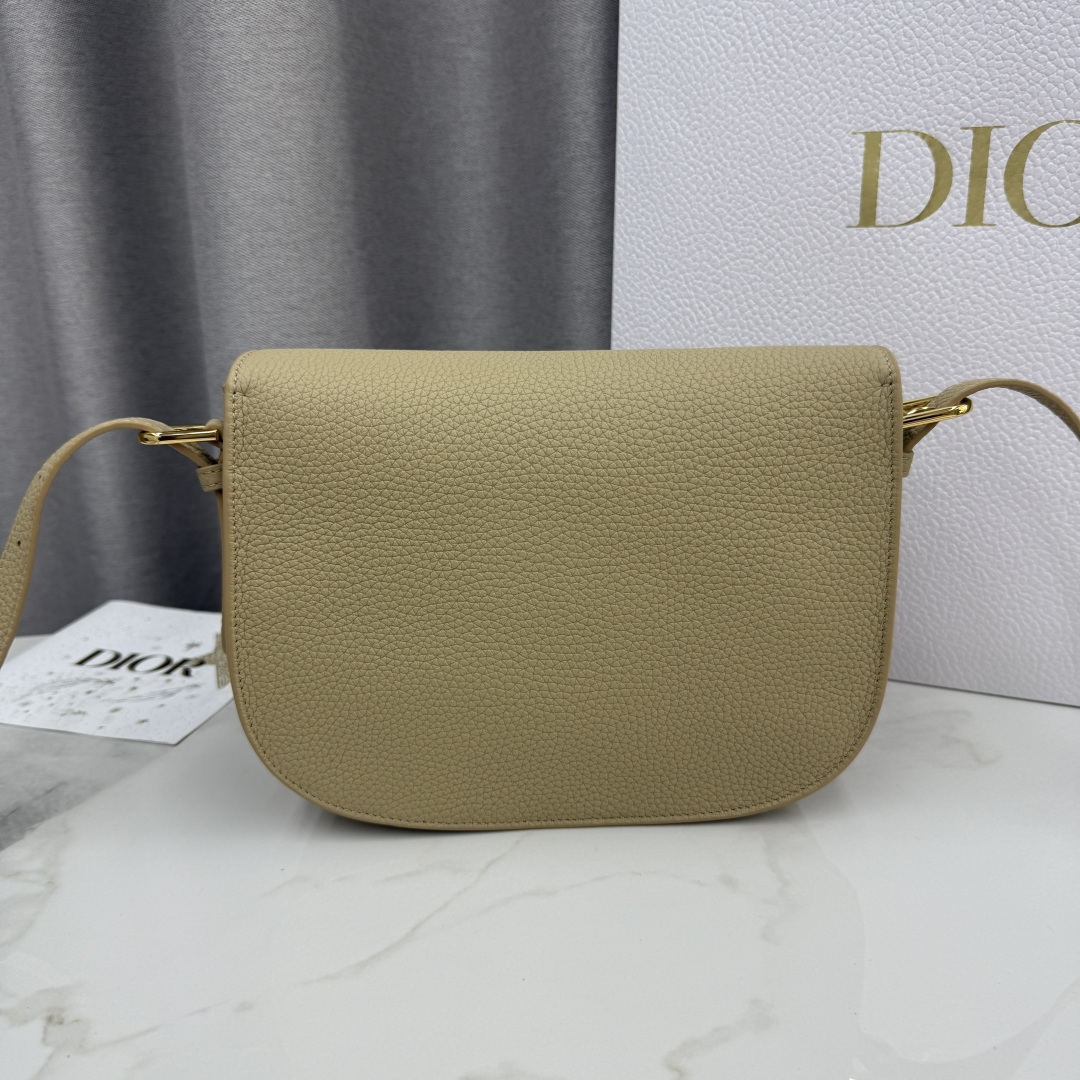 Dior 高仿卡其色Bobby半月包 女士款日常耐看推薦色系| 13 Dior 高仿卡其色Bobby半月包 女士款日常耐看推薦色系