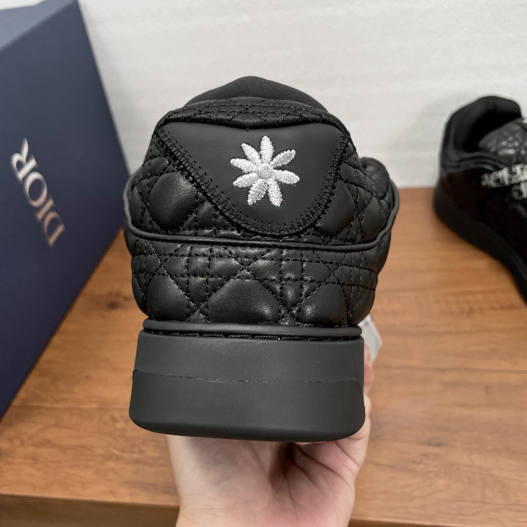 Dior 原單男士黑色立體紋理球鞋 字樣編織鞋帶設計 街頭潮感款| 11 Dior 原單男士黑色立體紋理球鞋 字樣編織鞋帶設計 街頭潮感款