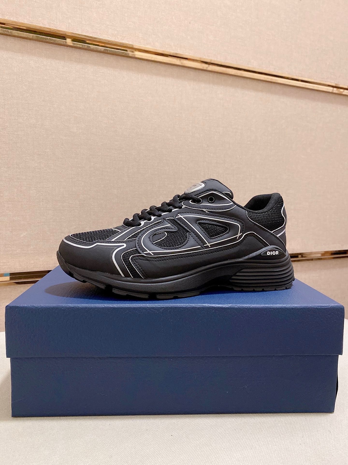 Dior 一比一男士全黑CD厚底慢跑鞋 網布設計 時尚潮流感滿分