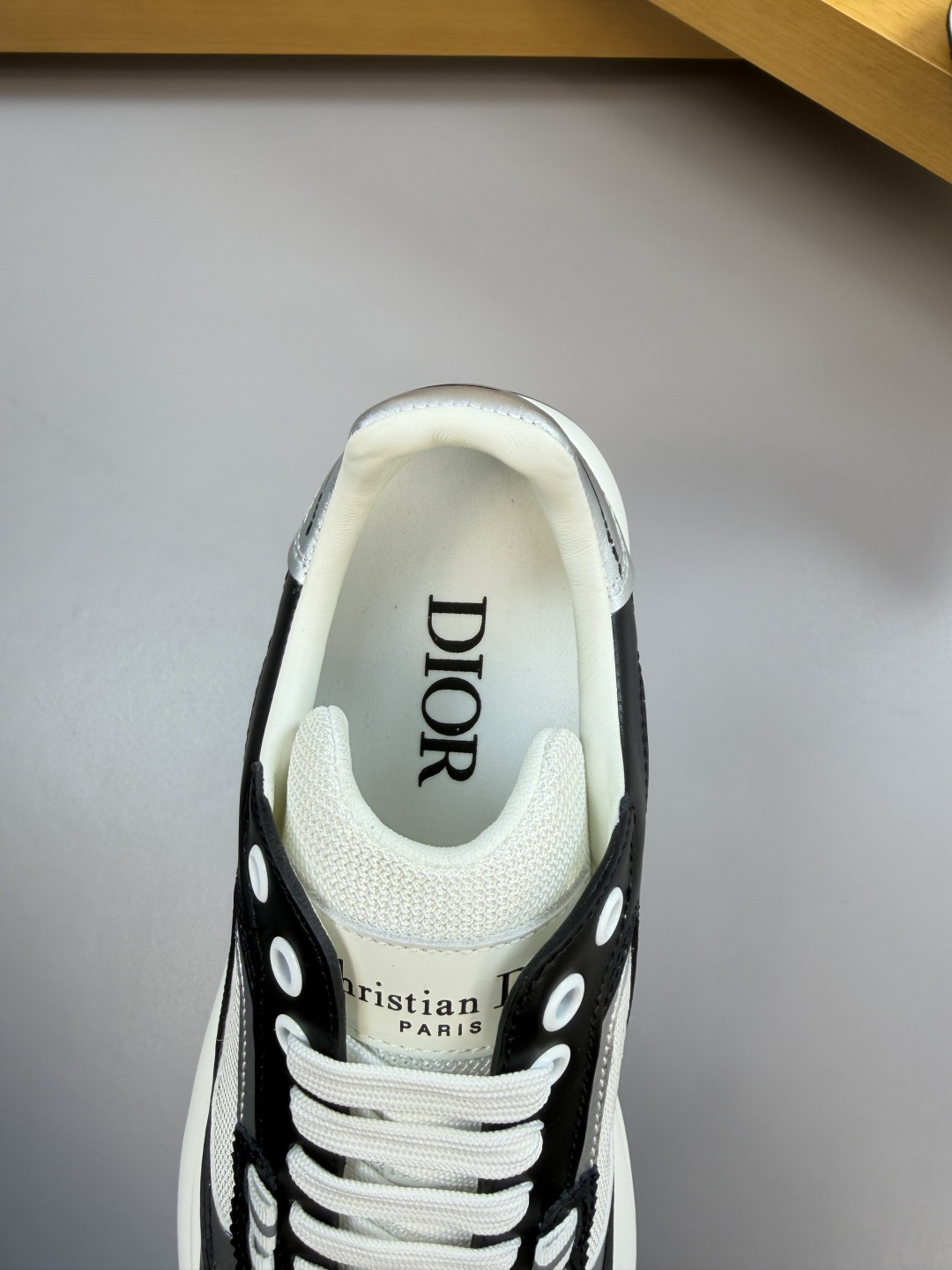 Dior A貨 黑白科技運動鞋 男士透氣混材質拼接跑鞋| 9 Dior A貨 黑白科技運動鞋 男士透氣混材質拼接跑鞋