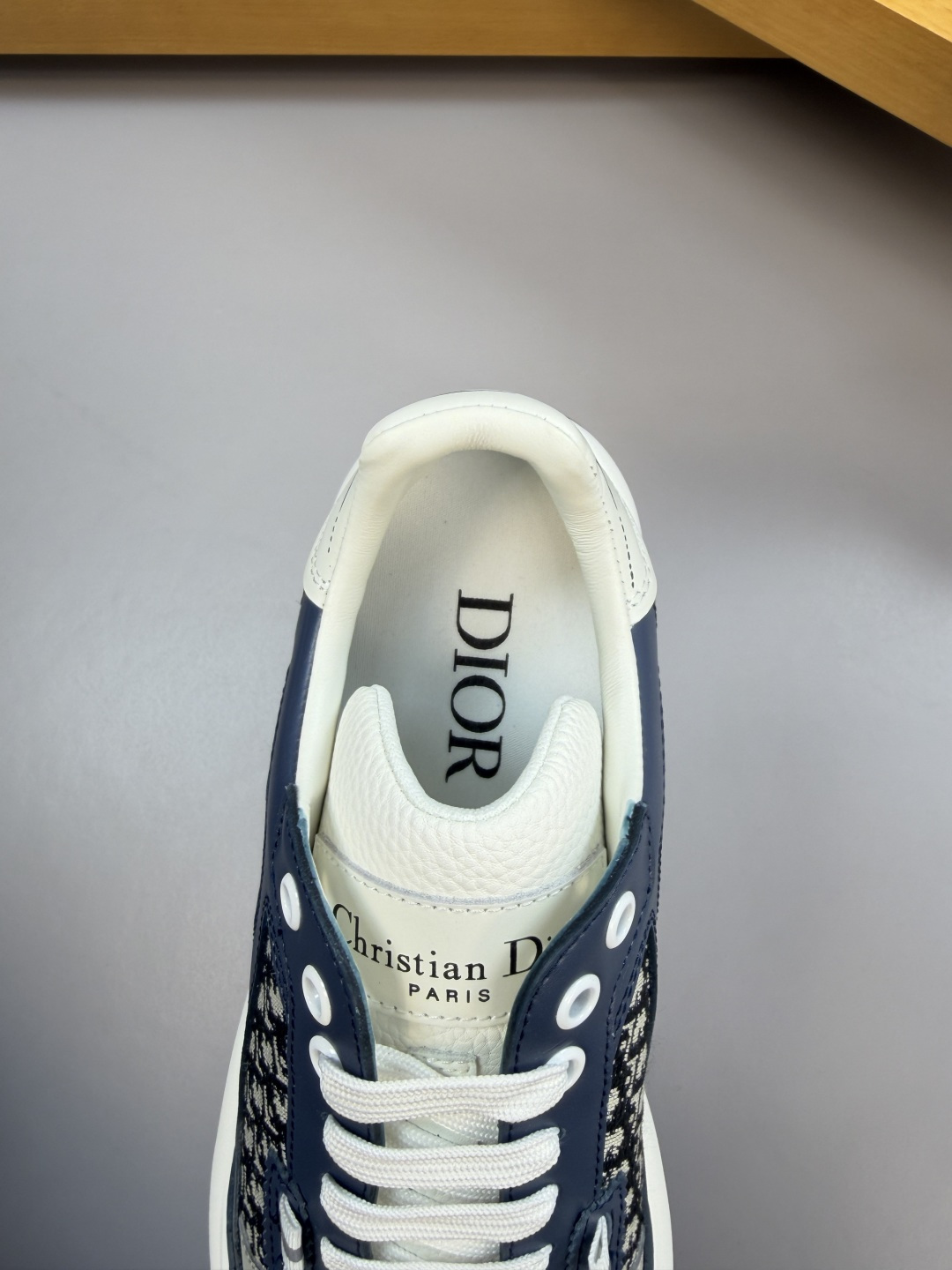Dior A貨 海軍藍 Oblique 科技運動鞋 男士時尚拼接休閒款| 9 Dior A貨 海軍藍 Oblique 科技運動鞋 男士時尚拼接休閒款