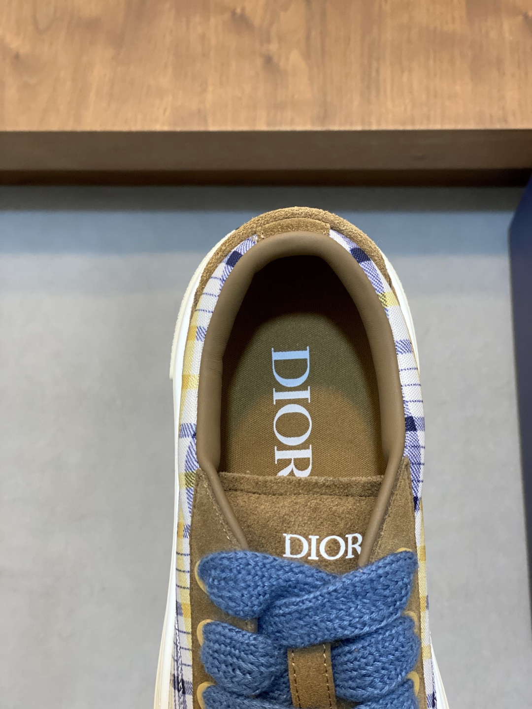 Dior 原單棕色拼接休閒帆布鞋 男女款潮流經典百搭鞋| 9 Dior 原單棕色拼接休閒帆布鞋 男女款潮流經典百搭鞋