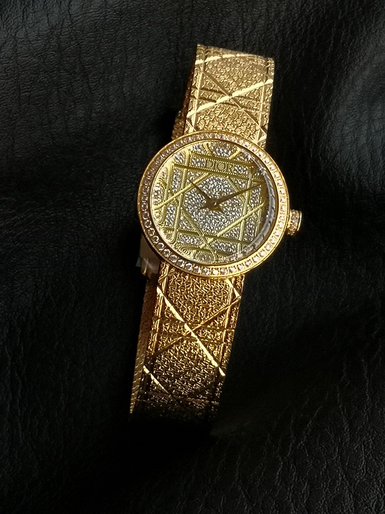 Dior A貨全金女錶 凱旋幾何面盤立體雕紋錶帶款| 13 Dior A貨全金女錶 凱旋幾何面盤立體雕紋錶帶款
