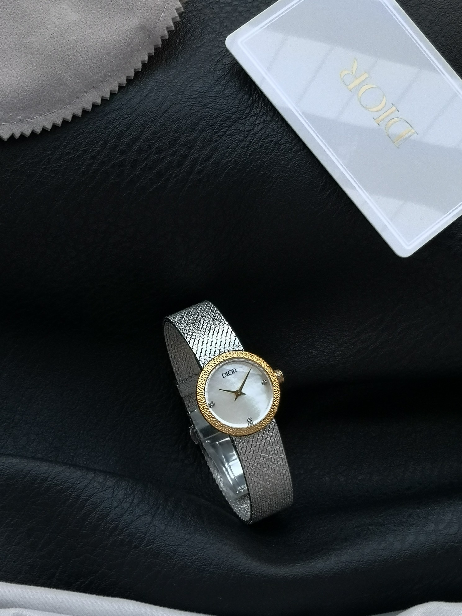 Dior原單白面女錶 金圈銀帶雙色高質感組合| 11 Dior原單白面女錶 金圈銀帶雙色高質感組合