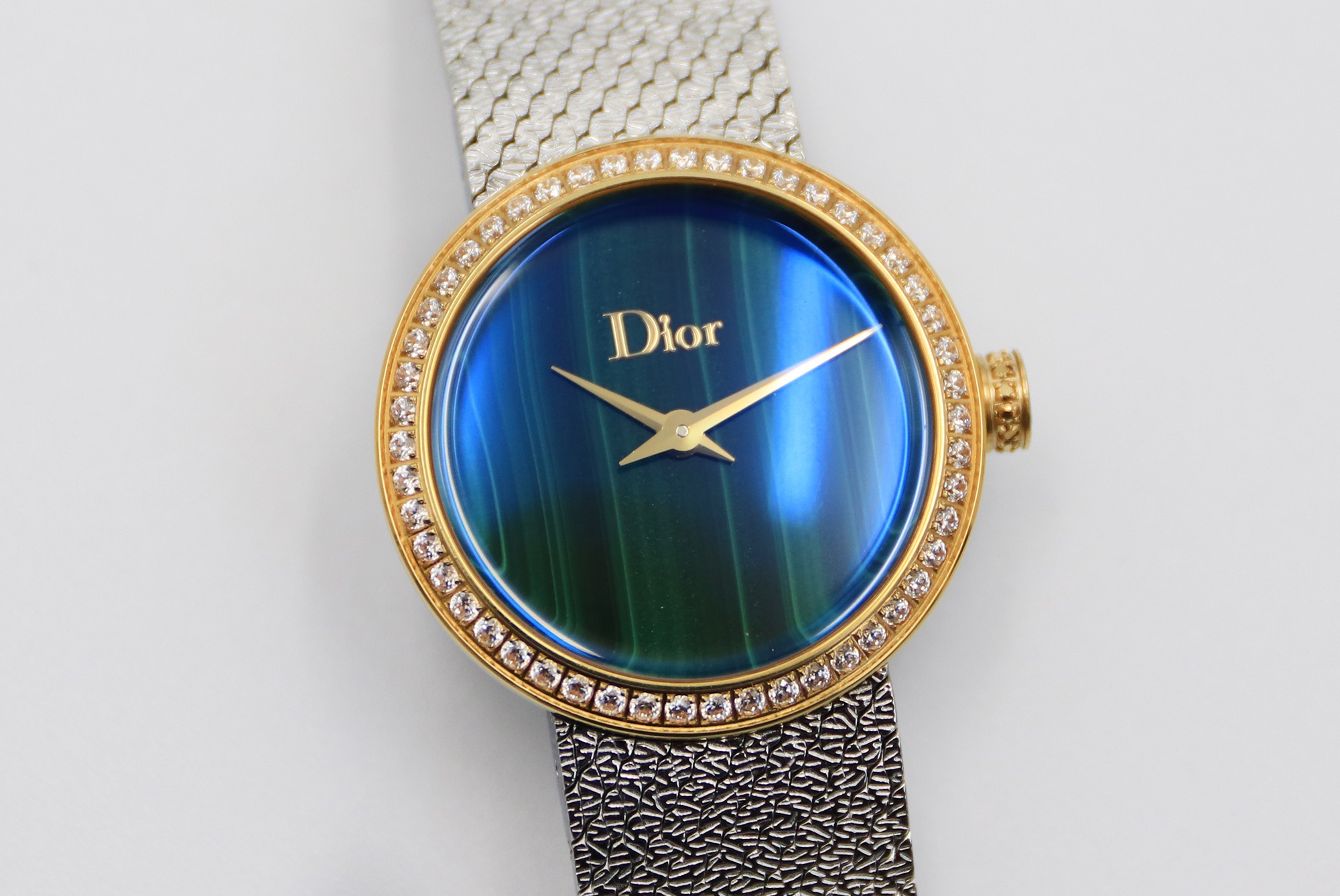 Dior高仿藍綠漸層面金邊女錶典雅百搭款| 14 Dior高仿藍綠漸層面金邊女錶典雅百搭款