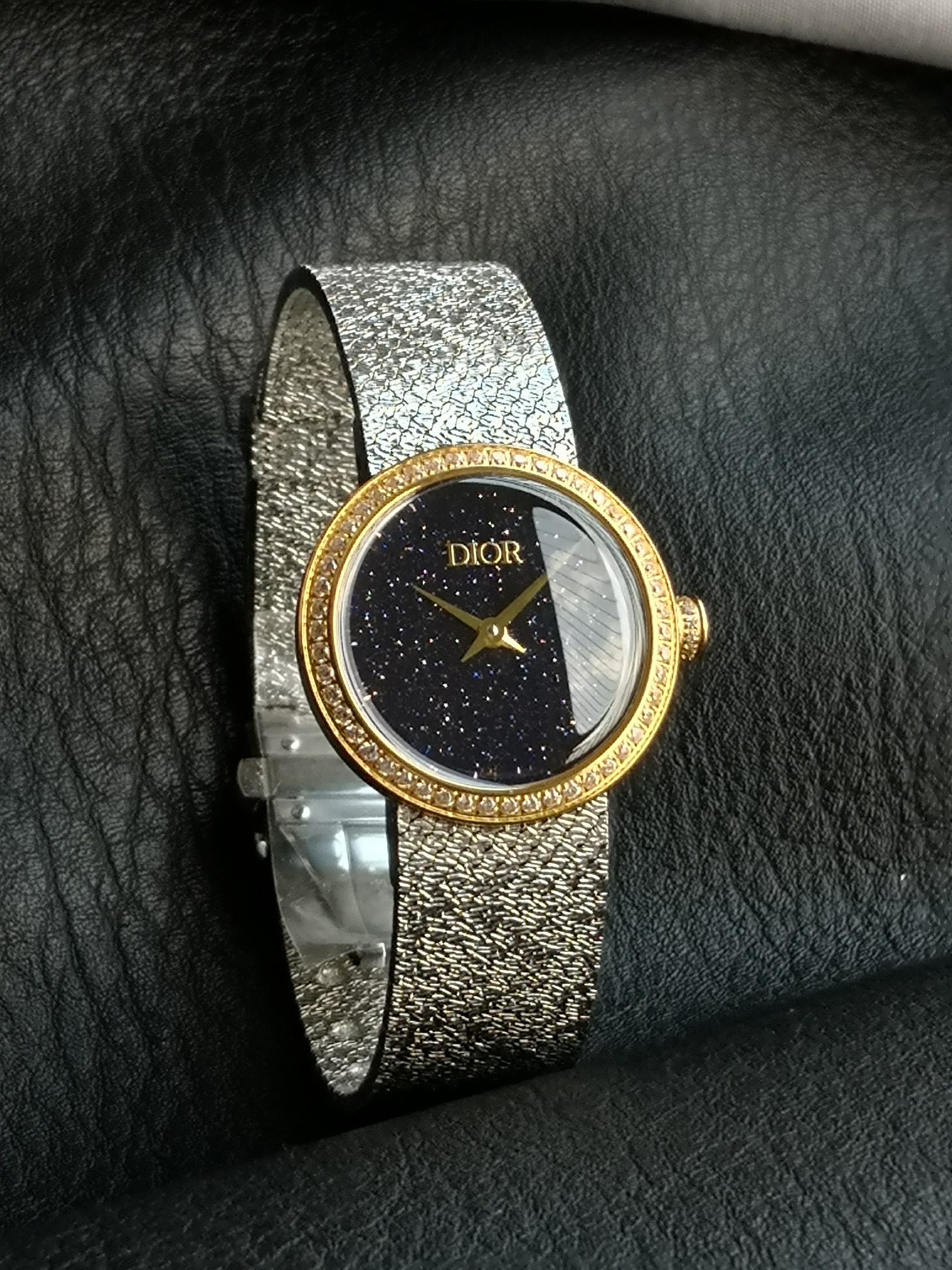 Dior高仿黑金星砂面手錶優雅精品女款| 14 Dior高仿黑金星砂面手錶優雅精品女款