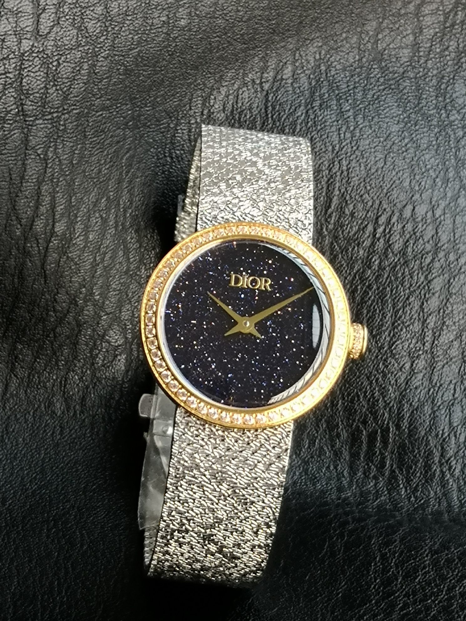 Dior高仿黑金星砂面手錶優雅精品女款| 13 Dior高仿黑金星砂面手錶優雅精品女款