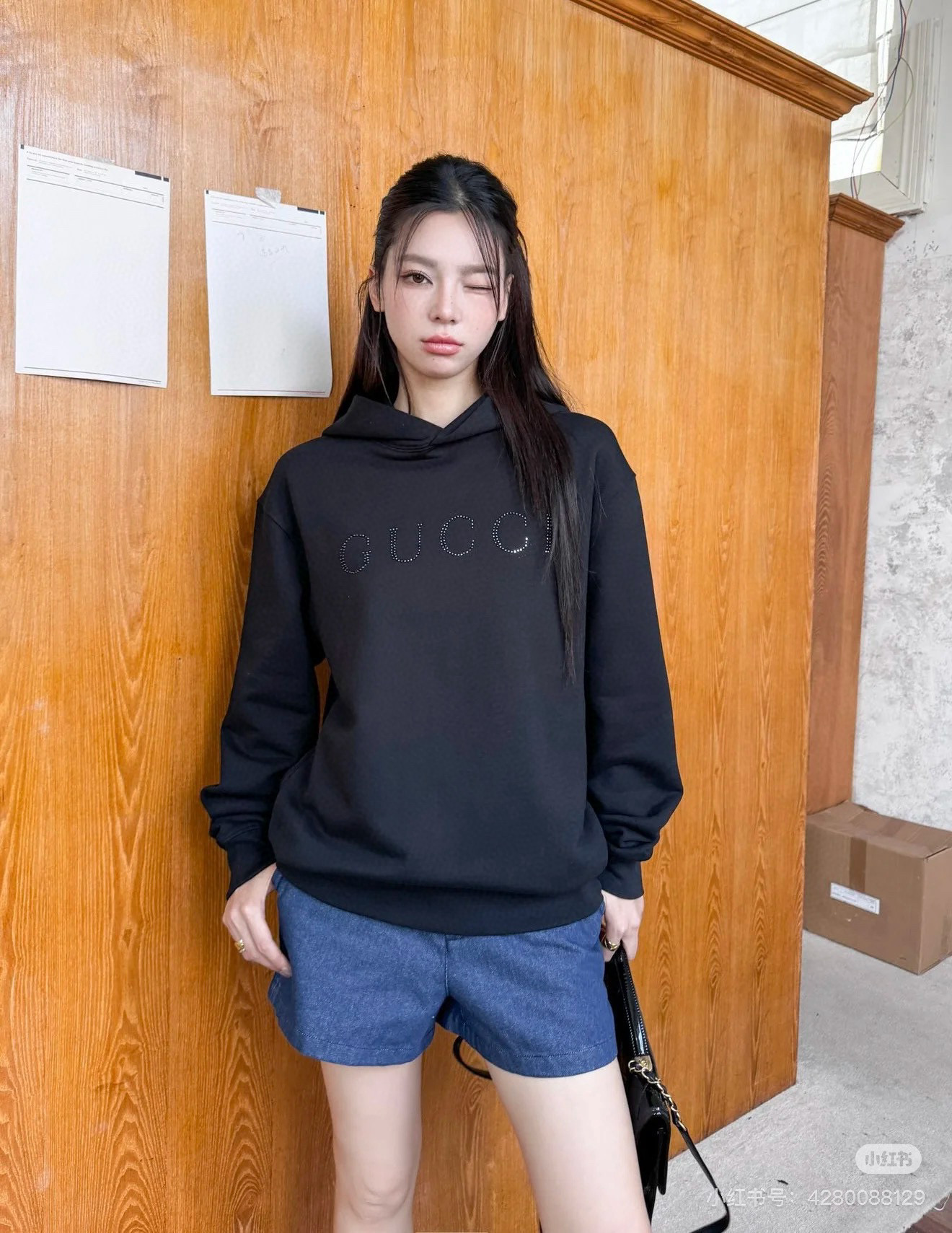Gucci 原單經典LOGO刺繡連帽上衣 黑色素面款簡約設計| 8 Gucci 原單經典LOGO刺繡連帽上衣 黑色素面款簡約設計