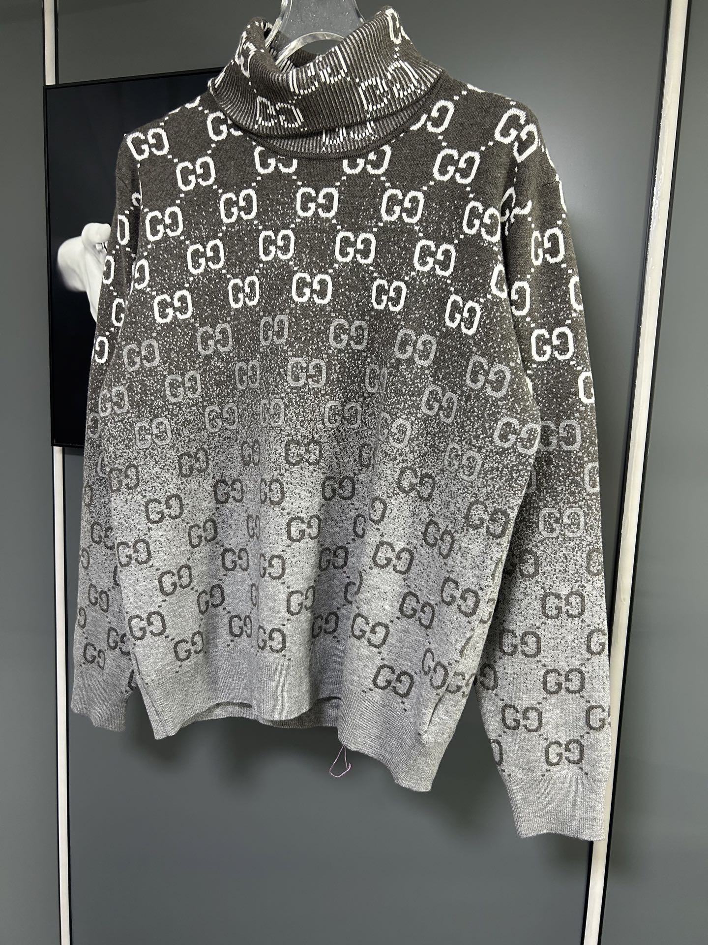Gucci 高仿男士高領毛衣 GG漸層針織設計 冬季精品必備款| 11 Gucci 高仿男士高領毛衣 GG漸層針織設計 冬季精品必備款