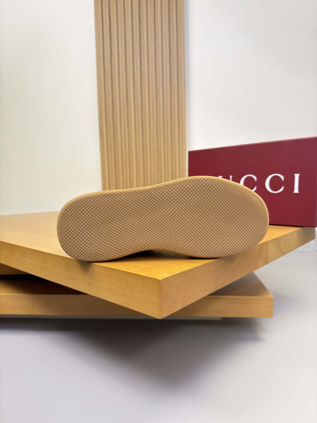 Gucci一比一男款帆布運動鞋 咖啡撞色低筒設計| 8 Gucci一比一男款帆布運動鞋 咖啡撞色低筒設計