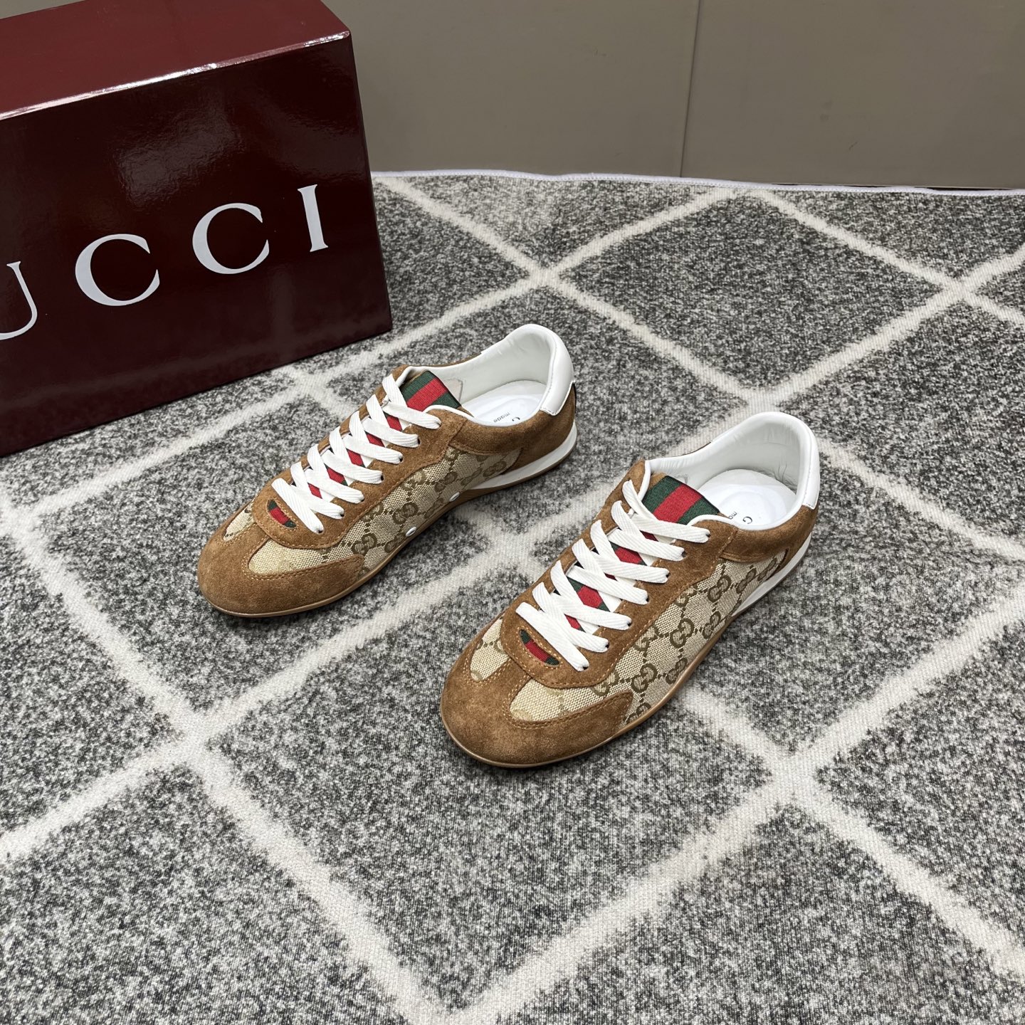 Gucci高仿復古男鞋 GG帆布拼麂皮 原色復刻低筒設計| 13 Gucci高仿復古男鞋 GG帆布拼麂皮 原色復刻低筒設計