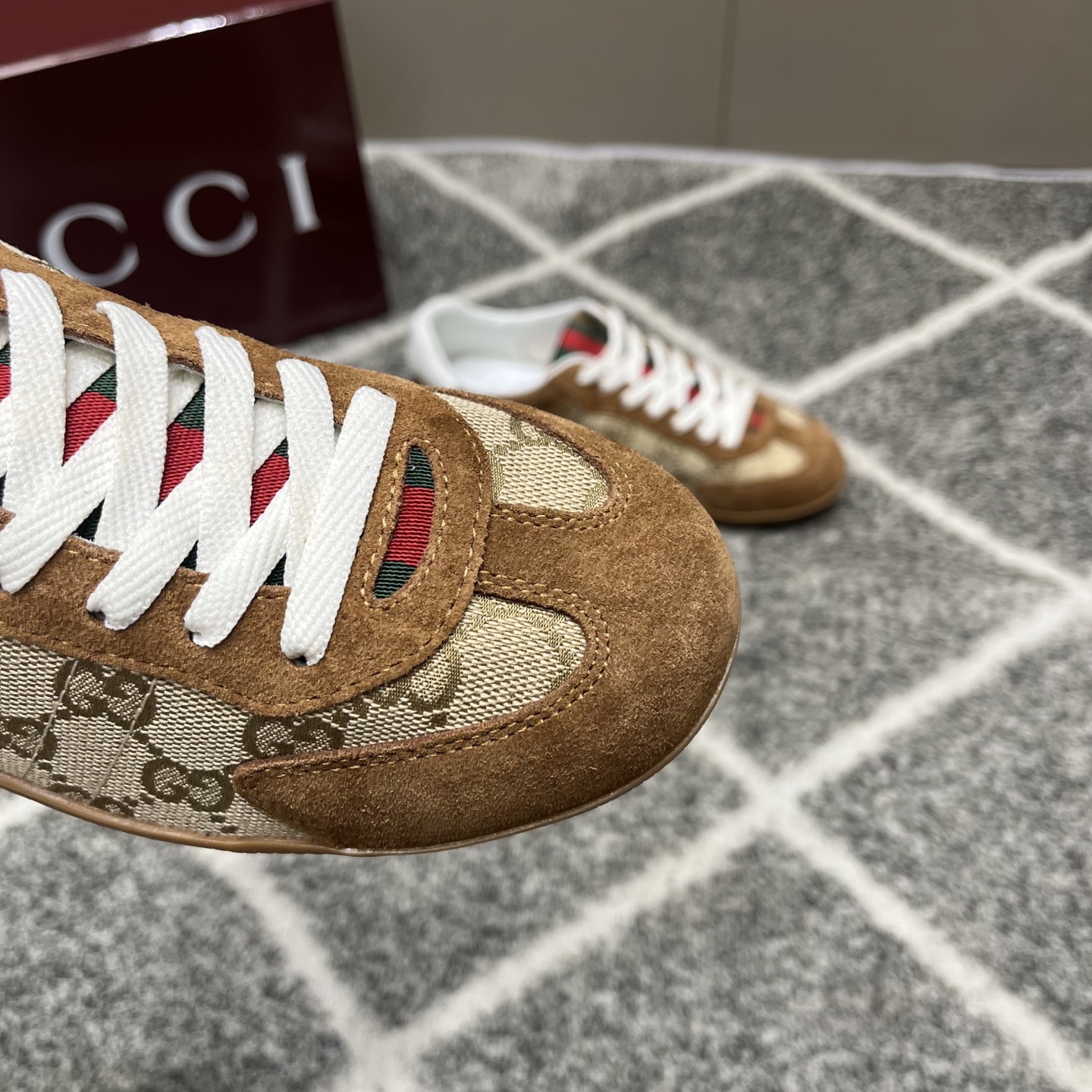 Gucci高仿復古男鞋 GG帆布拼麂皮 原色復刻低筒設計| 12 Gucci高仿復古男鞋 GG帆布拼麂皮 原色復刻低筒設計