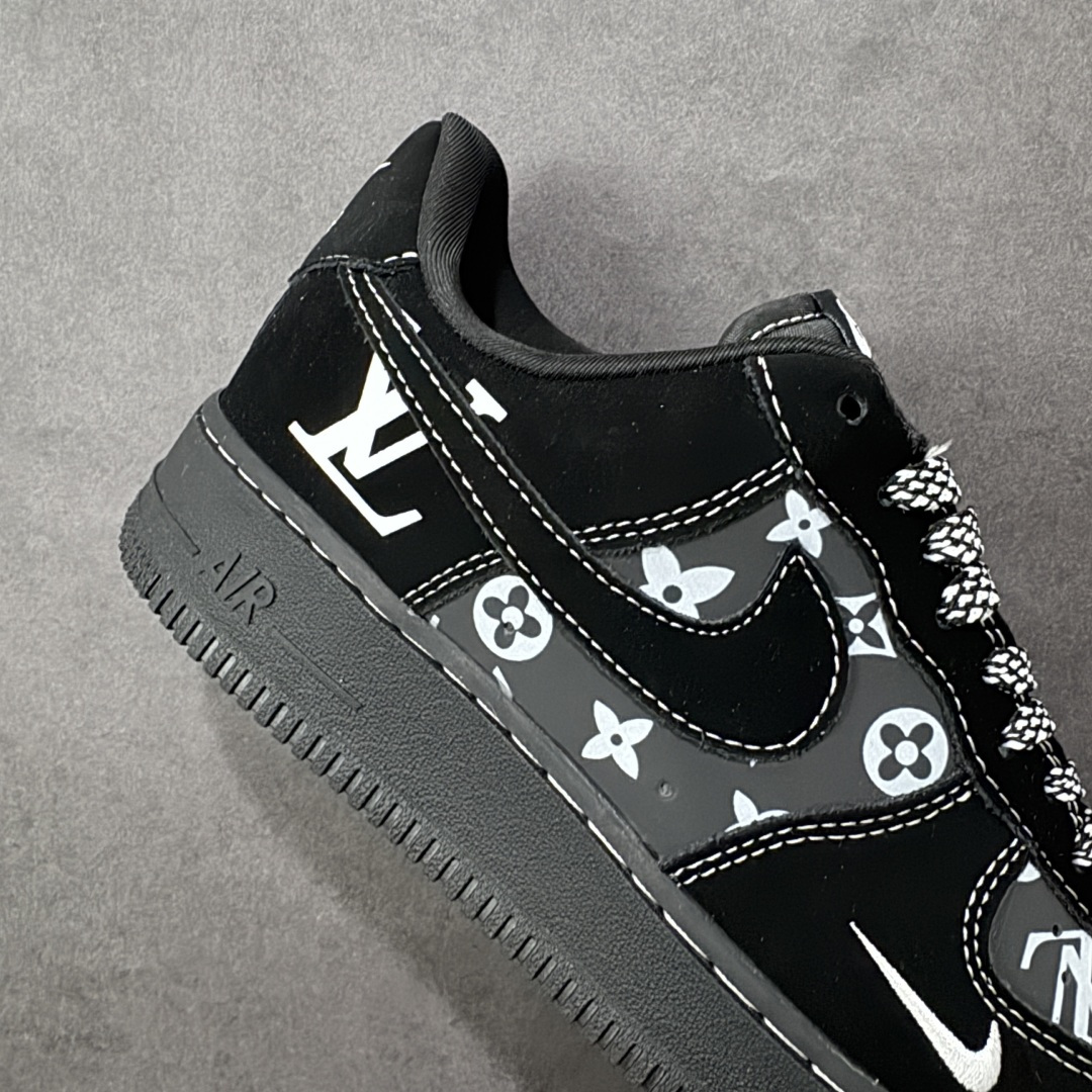 LV 一比一黑白滿版 Monogram 低筒球鞋 街頭黑魂質感款| 10 LV 一比一黑白滿版 Monogram 低筒球鞋 街頭黑魂質感款